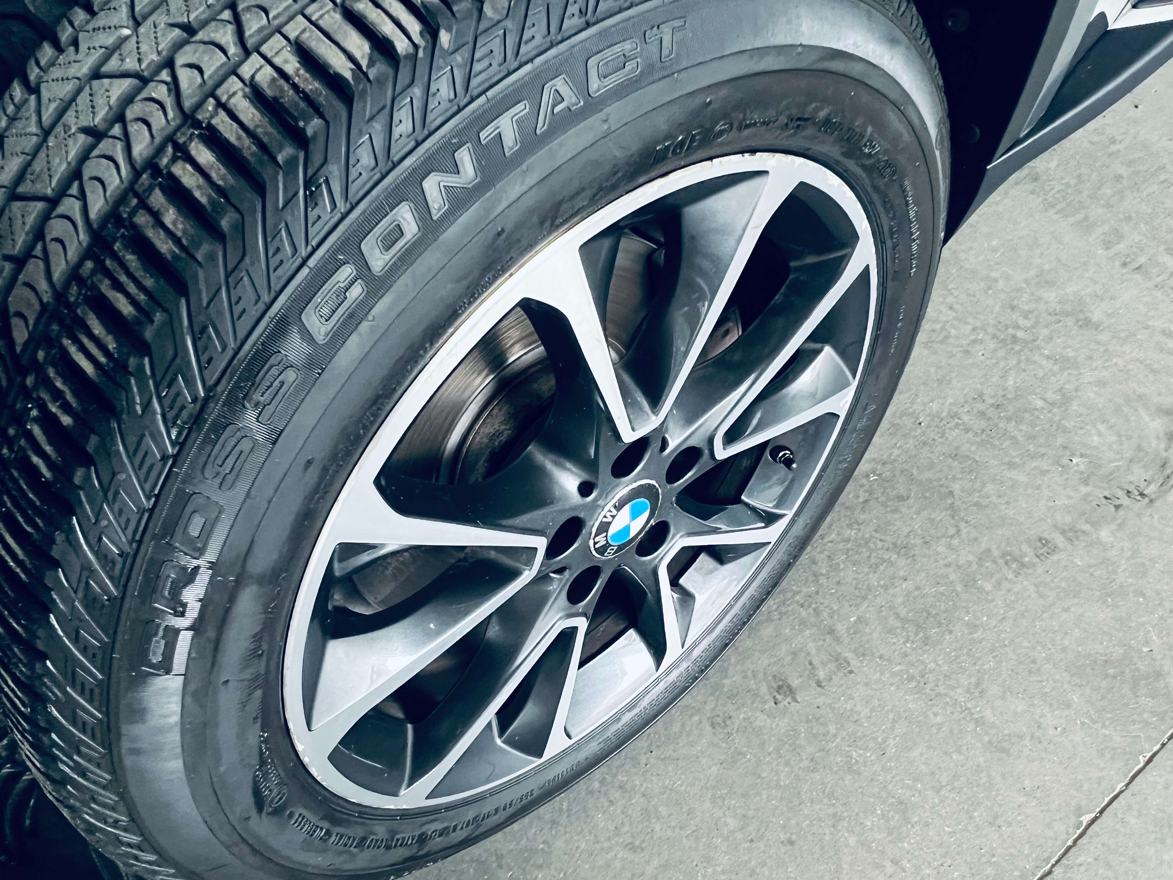 BMW X5 xDrive40e+NAVI+CUIR+CARNET+CARPASS