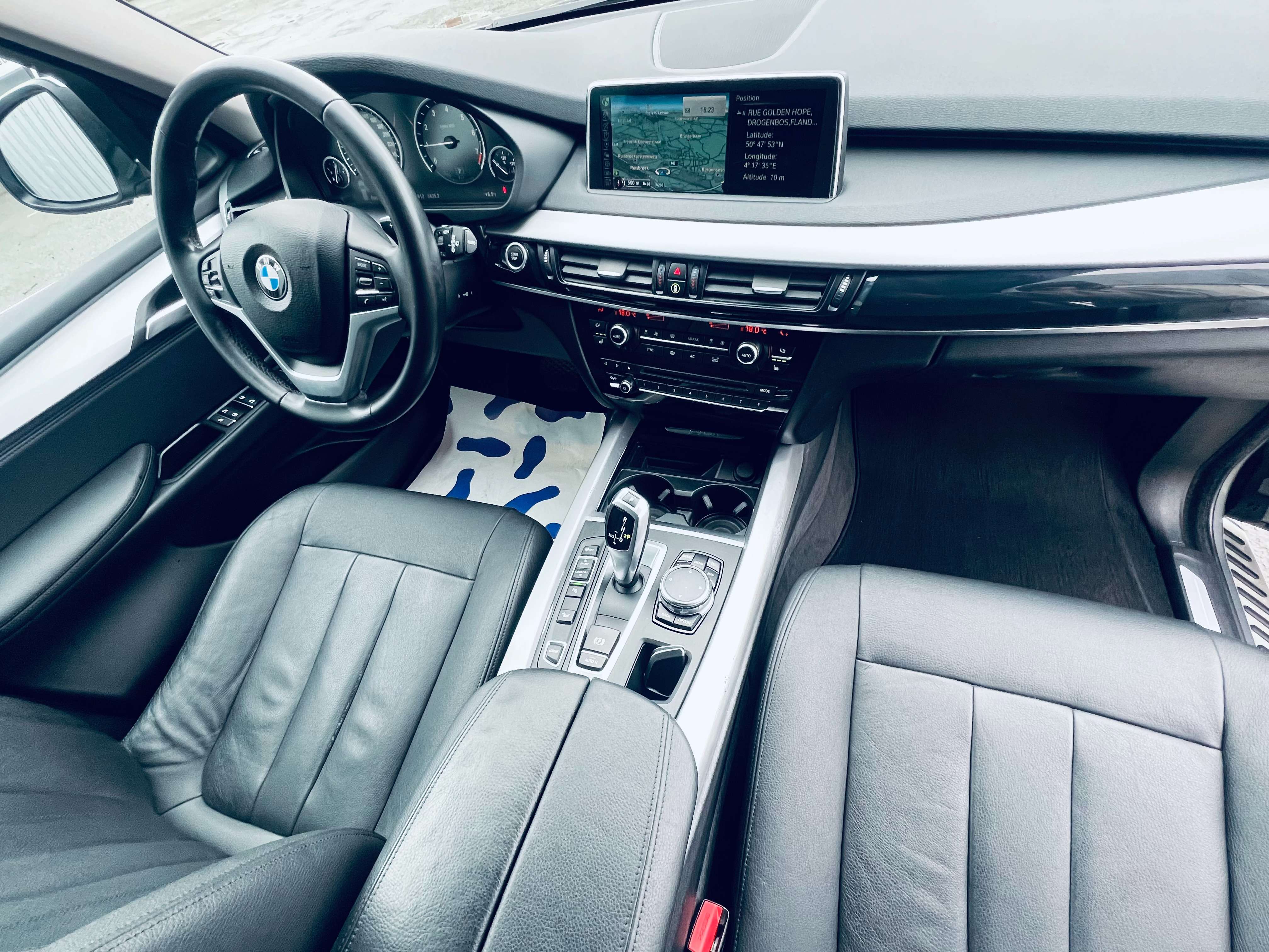 BMW X5 xDrive40e+NAVI+CUIR+CARNET+CARPASS