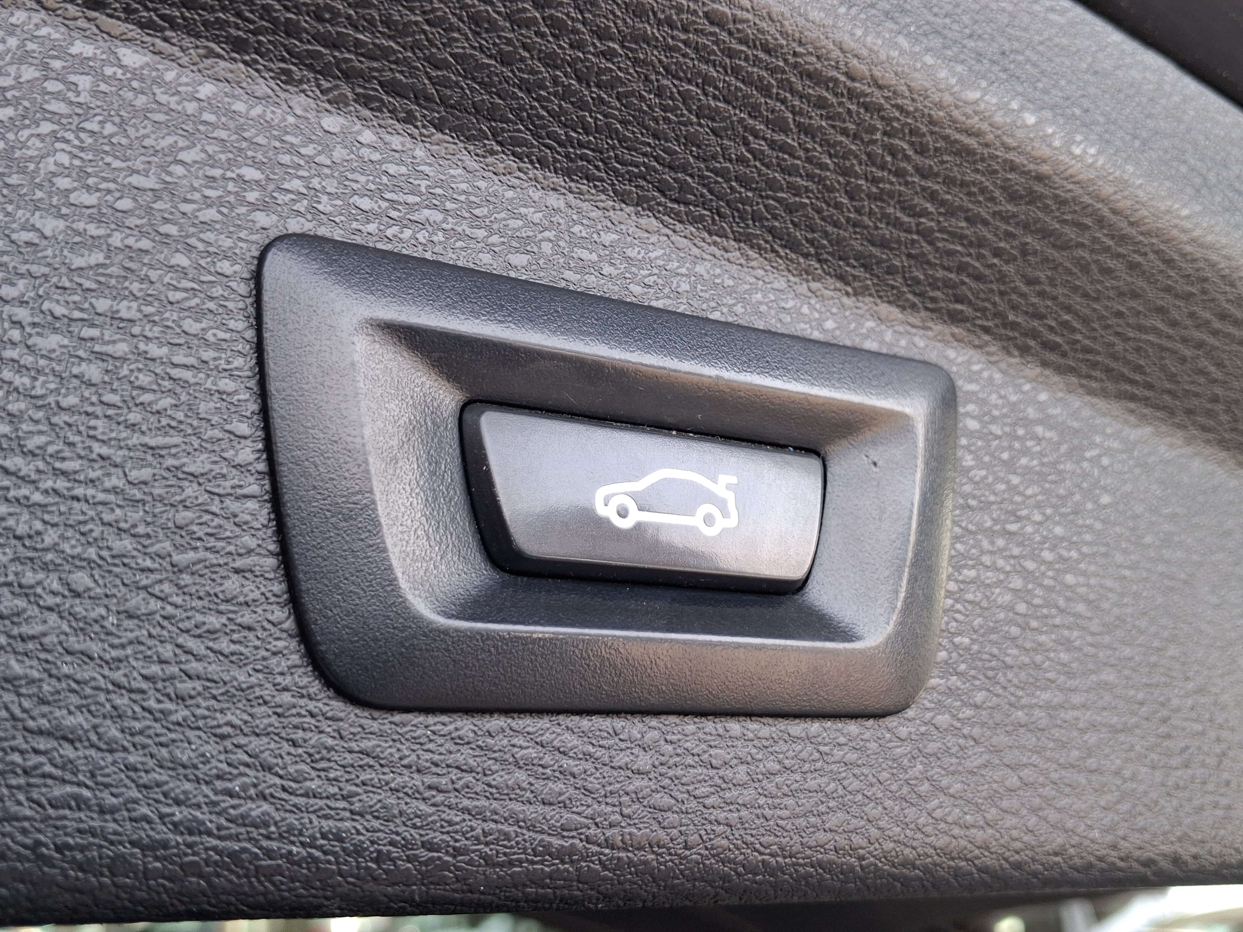 BMW X2 X2 1.5iA sDrive18 OPF / BOITE AUTO / NAVI/GARANTIE