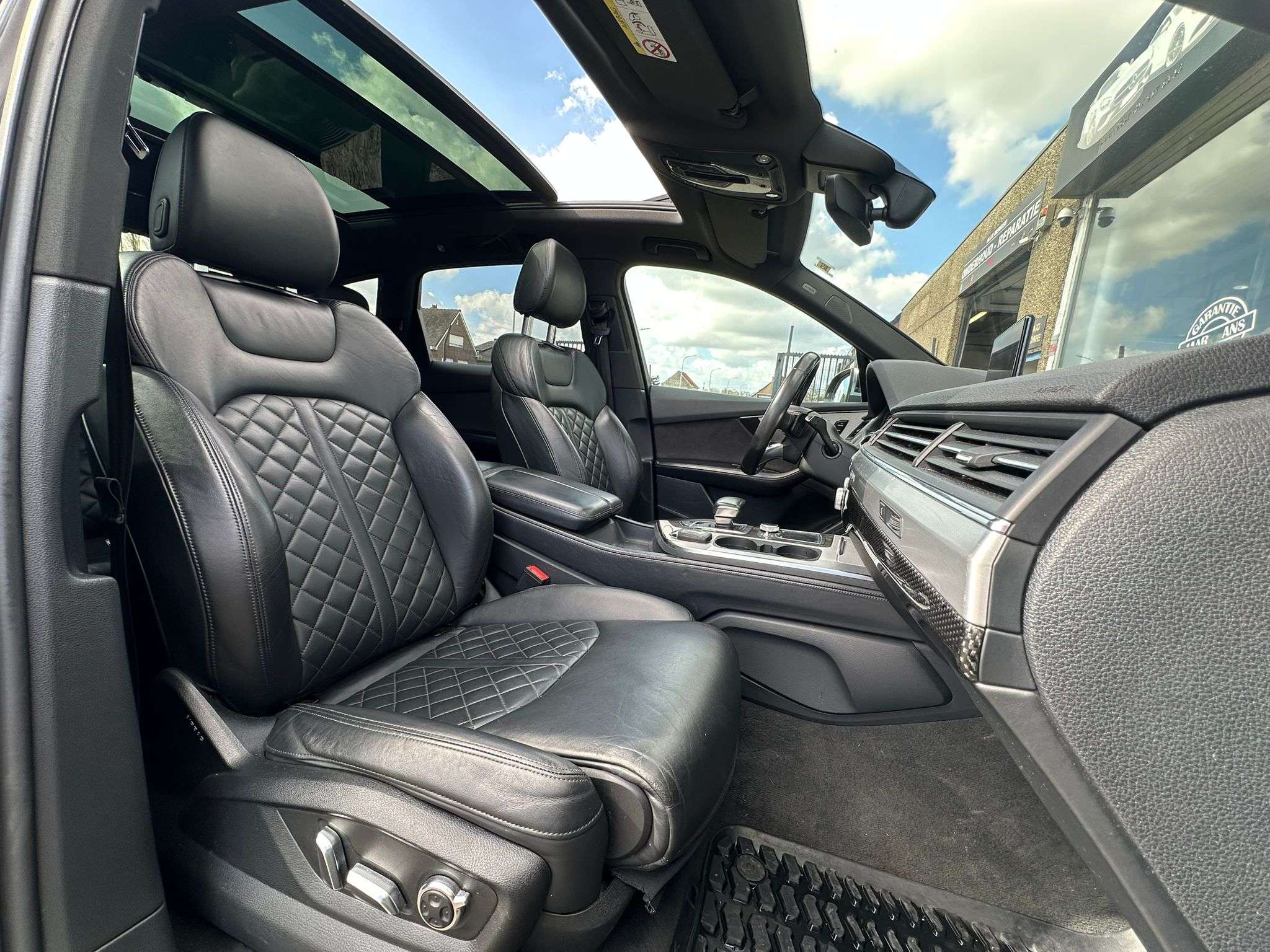 Audi SQ7 SQ7 4.0 TDi V8 SQ7/7PLACES/FULL OPTIONS/XENON/FULL