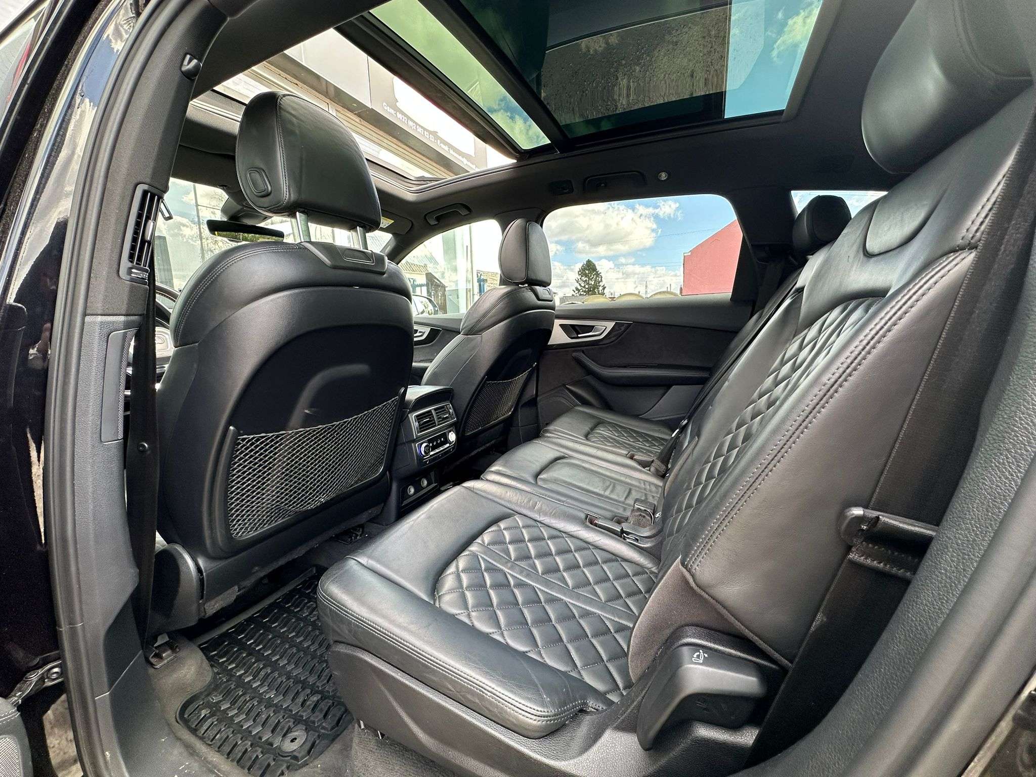 Audi SQ7 SQ7 4.0 TDi V8 SQ7/7PLACES/FULL OPTIONS/XENON/FULL