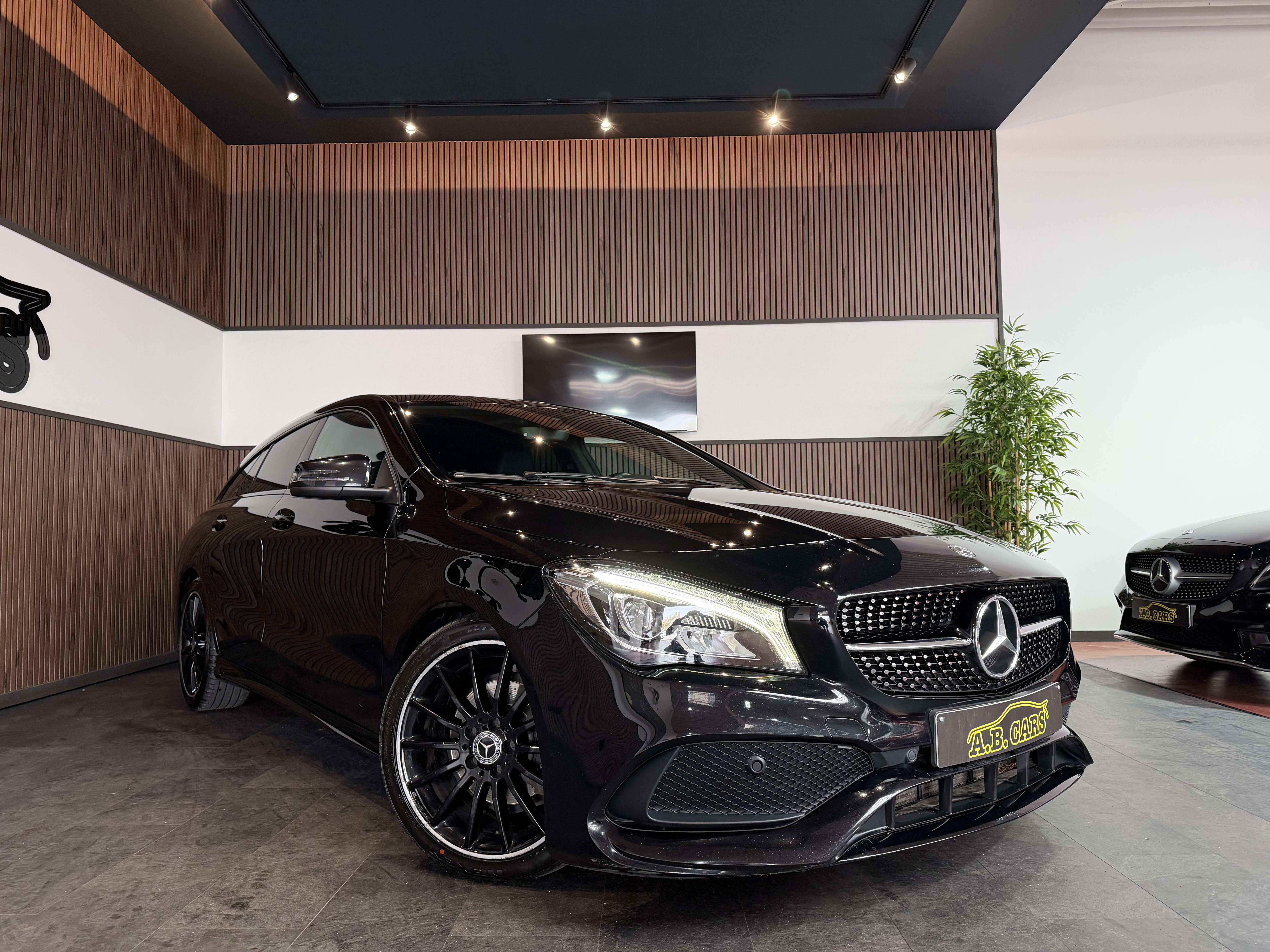 Mercedes-Benz CLA 200 d - AMG Line