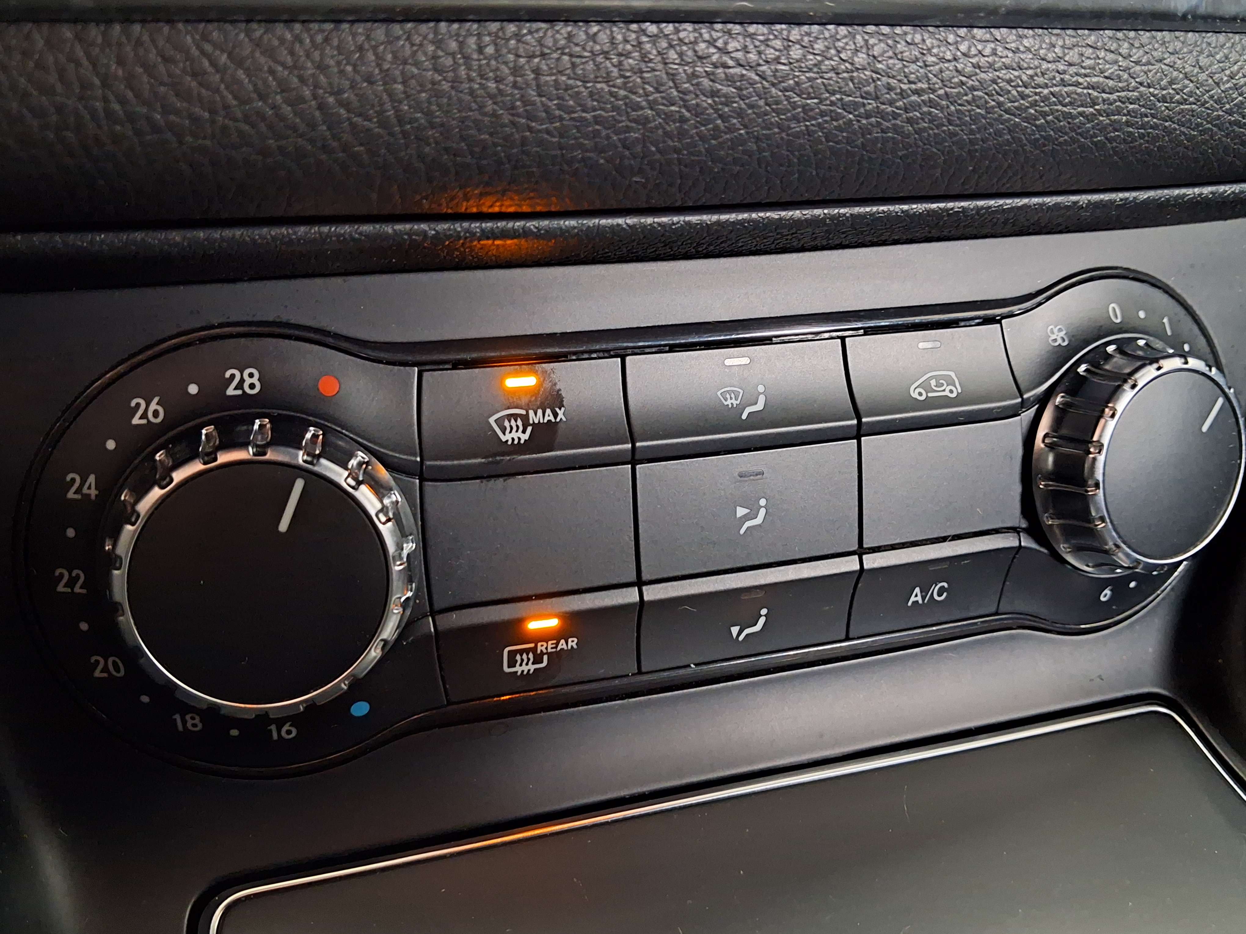 Mercedes-Benz CLA 180 CLA 180 d BE Edition/PACK AMG/NAVI/CAMERA/GARANTIE