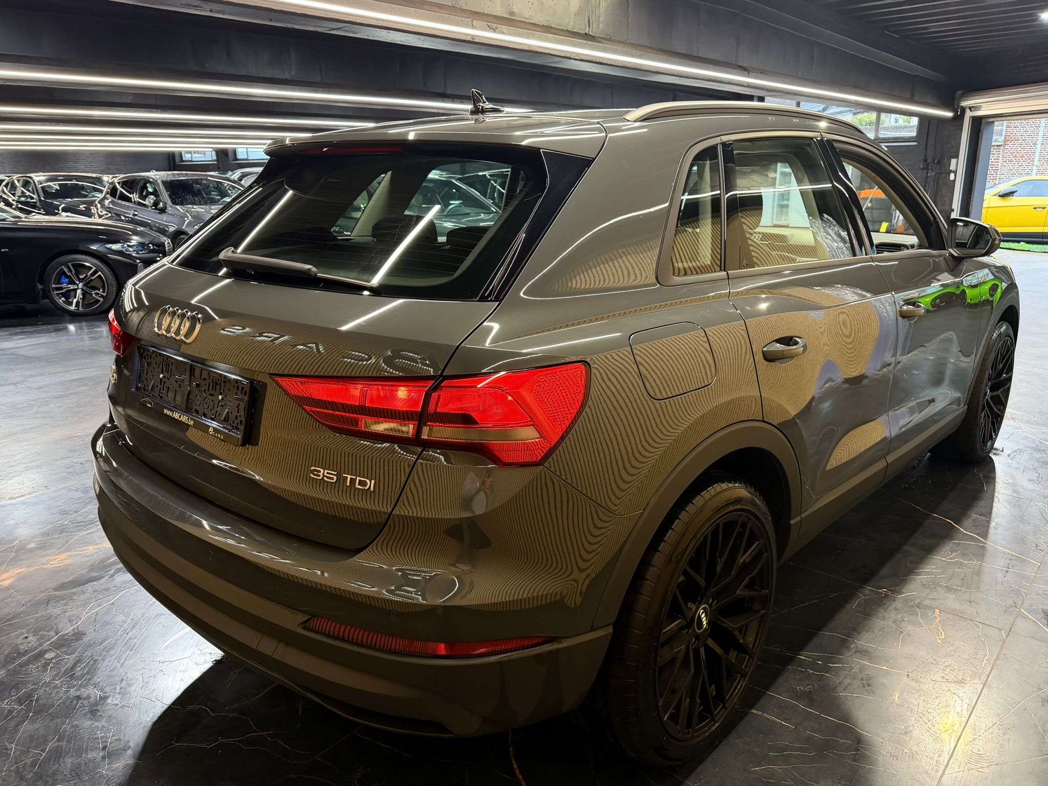 Audi Q3 35 TDi * GARANTIE 12 MOIS LINE * S PORT * AUTO *