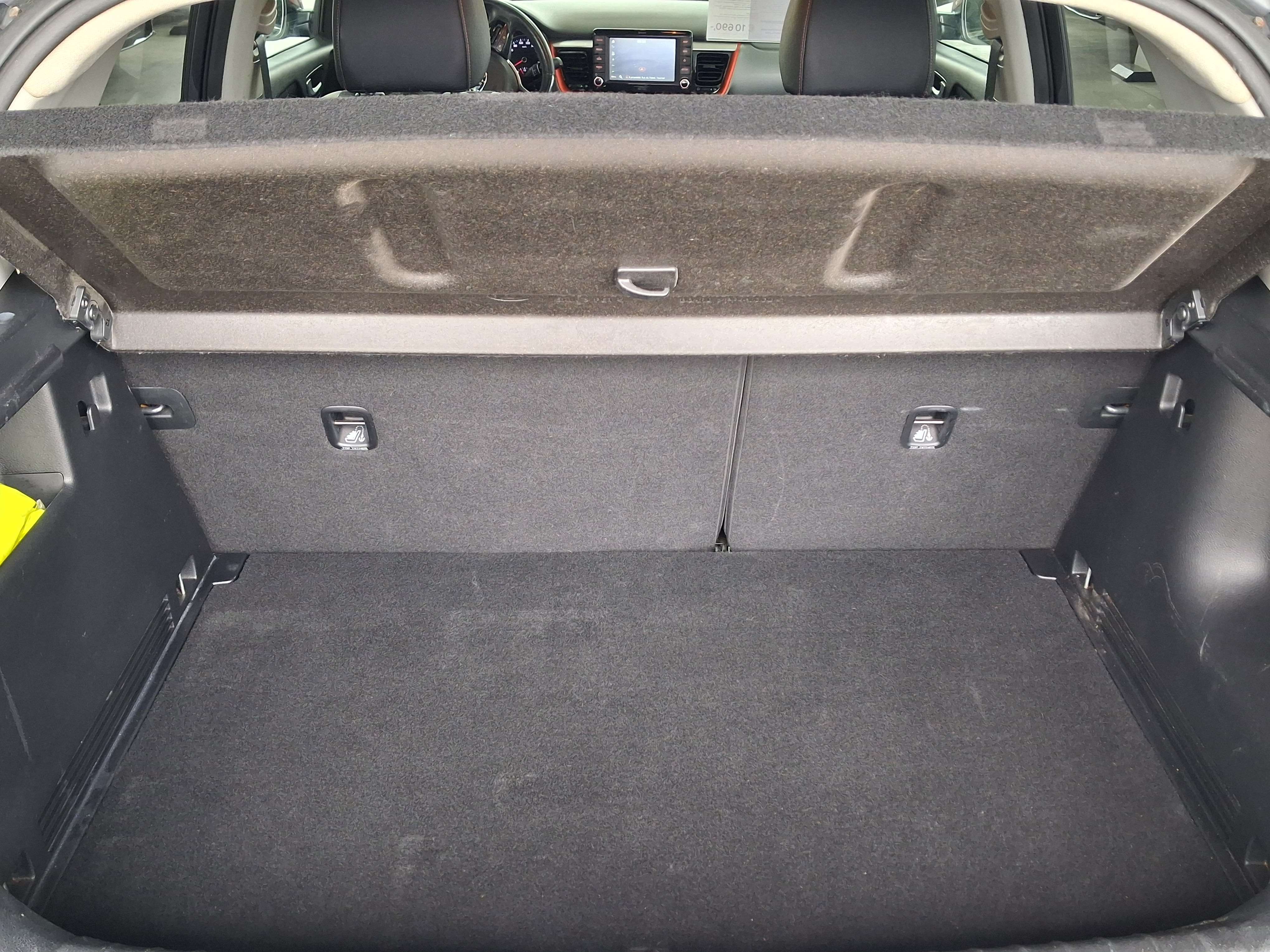 Kia Stonic Stonic 1.0 T Sense ISG / 1 ER PROP / CARNET / GPS