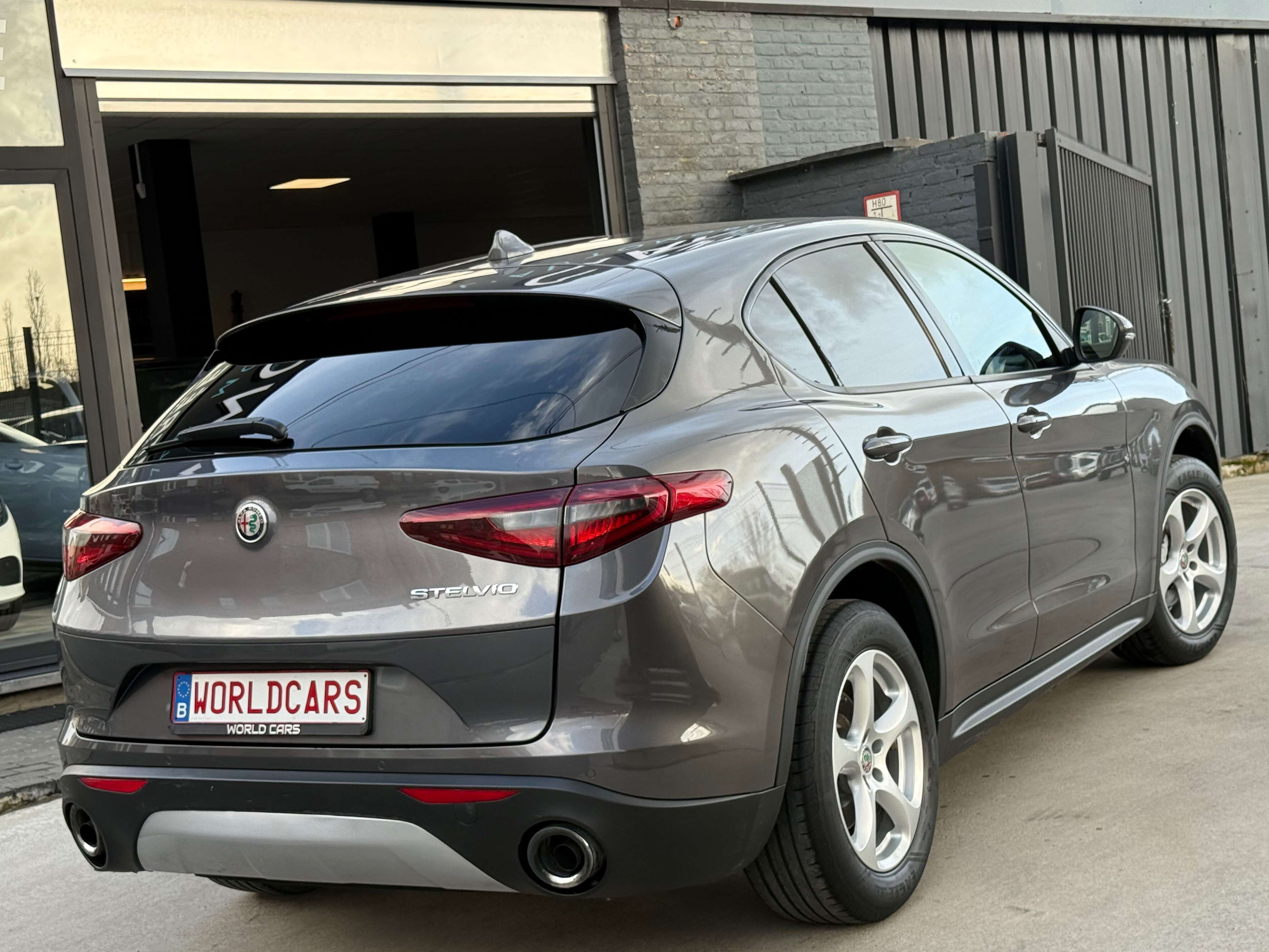 Alfa Romeo Stelvio 2.0 T AWD AUTOMATIQUE NAVIGATION GARANTIE 12MOIS