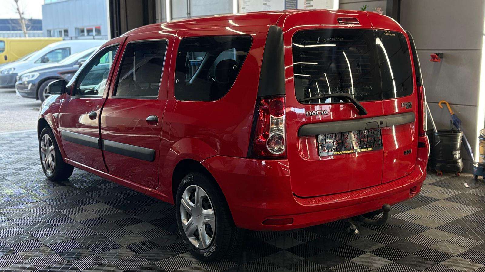 Dacia Logan MCV 1.5 BJ 2010 KM 176dkm 7 PLAATSEN