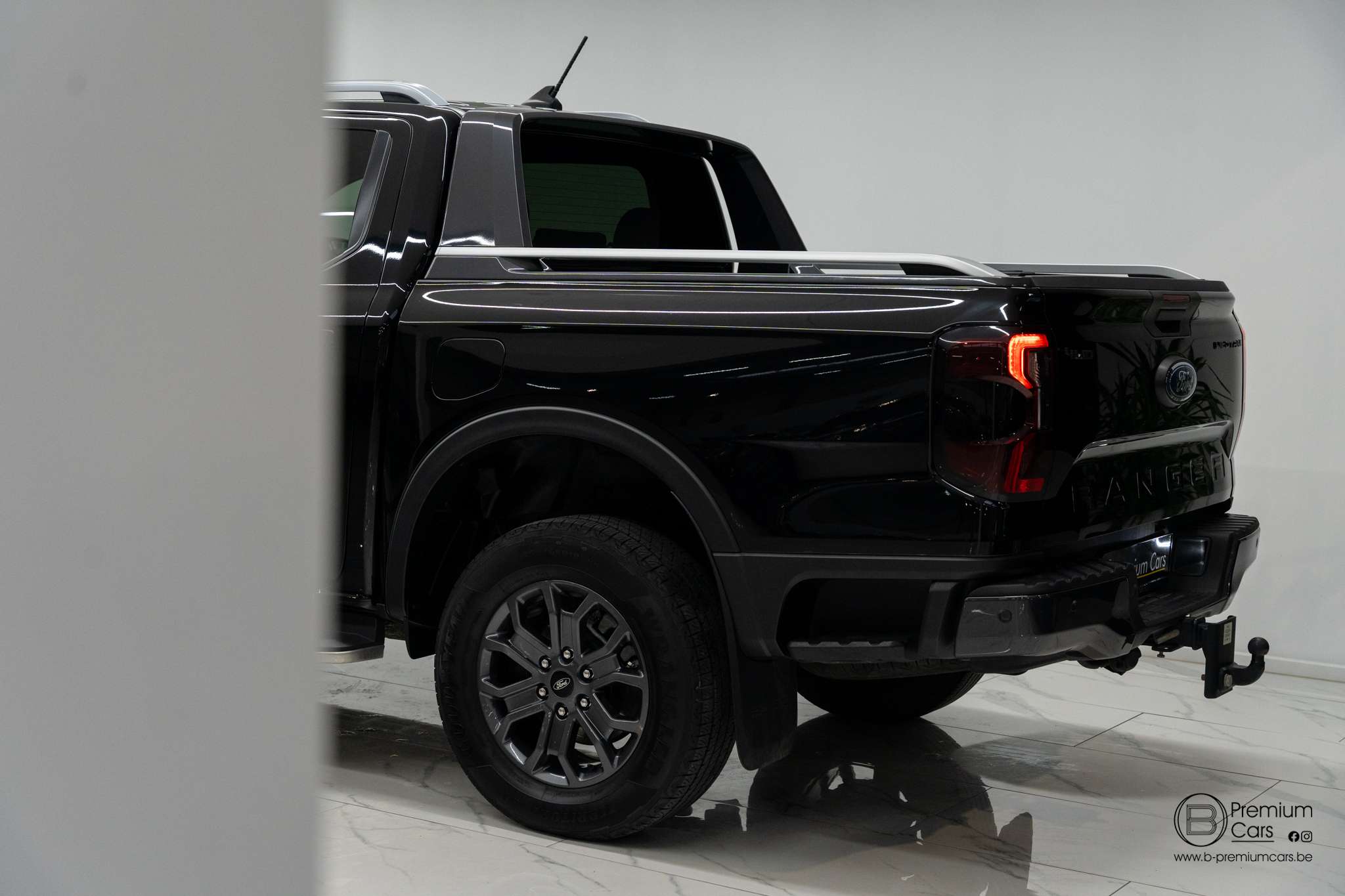 Ford Ranger 2.0 TDCI Wildtrak! Full! BTW! Navi, Camera! ACC!