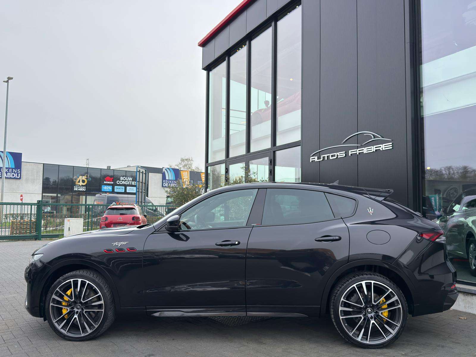Maserati Levante 3.8 V8 Biturbo Trofeo 580pk Full option 1 owner
