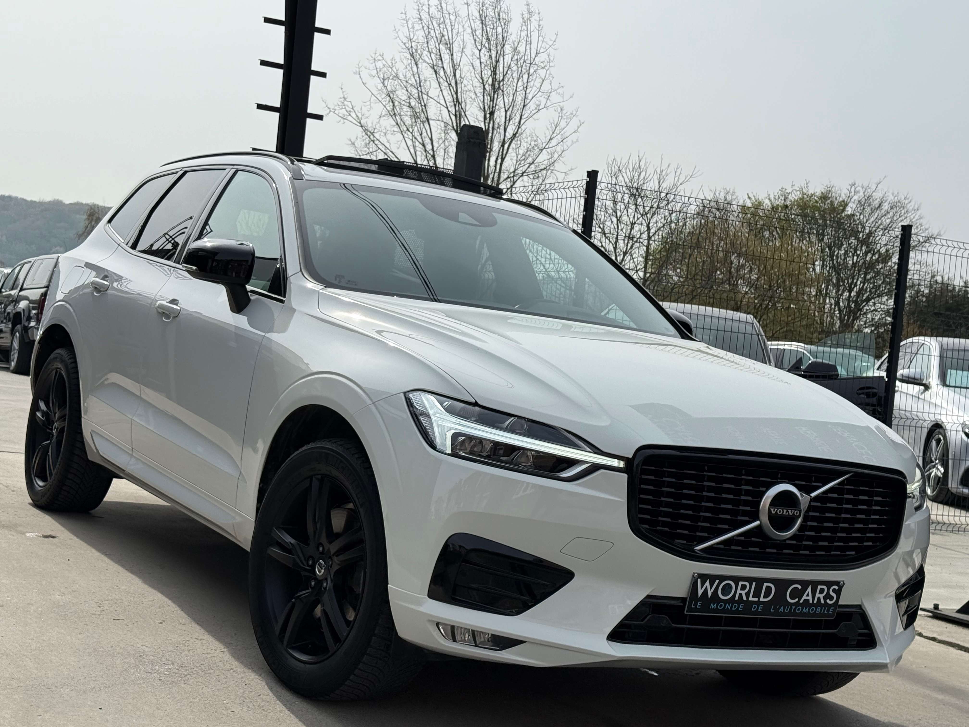 Volvo XC60 2.0 B4 MHEV TOIT PANO DISTRO CAMERA NAVI FULL OP.