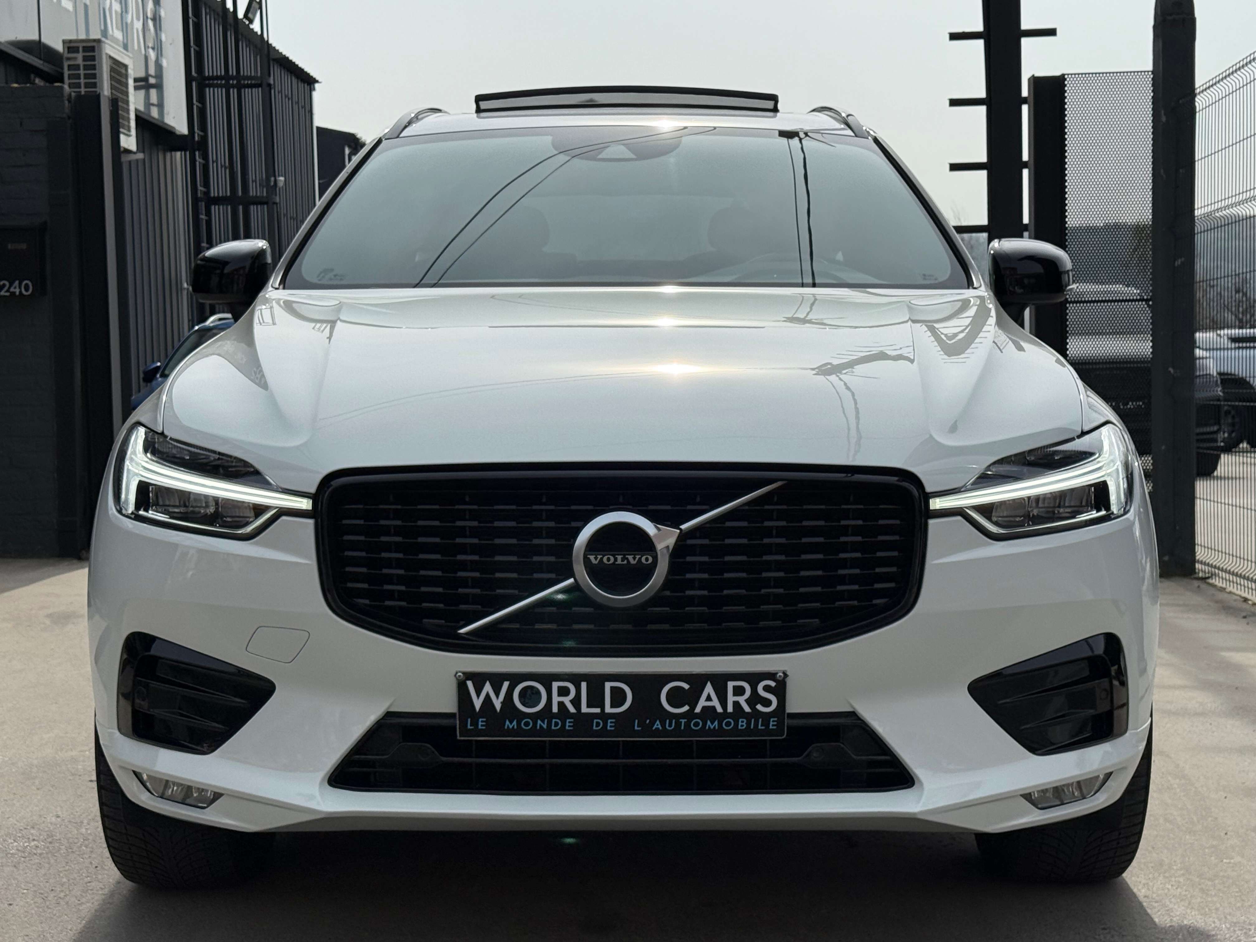 Volvo XC60 2.0 B4 MHEV TOIT PANO DISTRO CAMERA NAVI FULL OP.