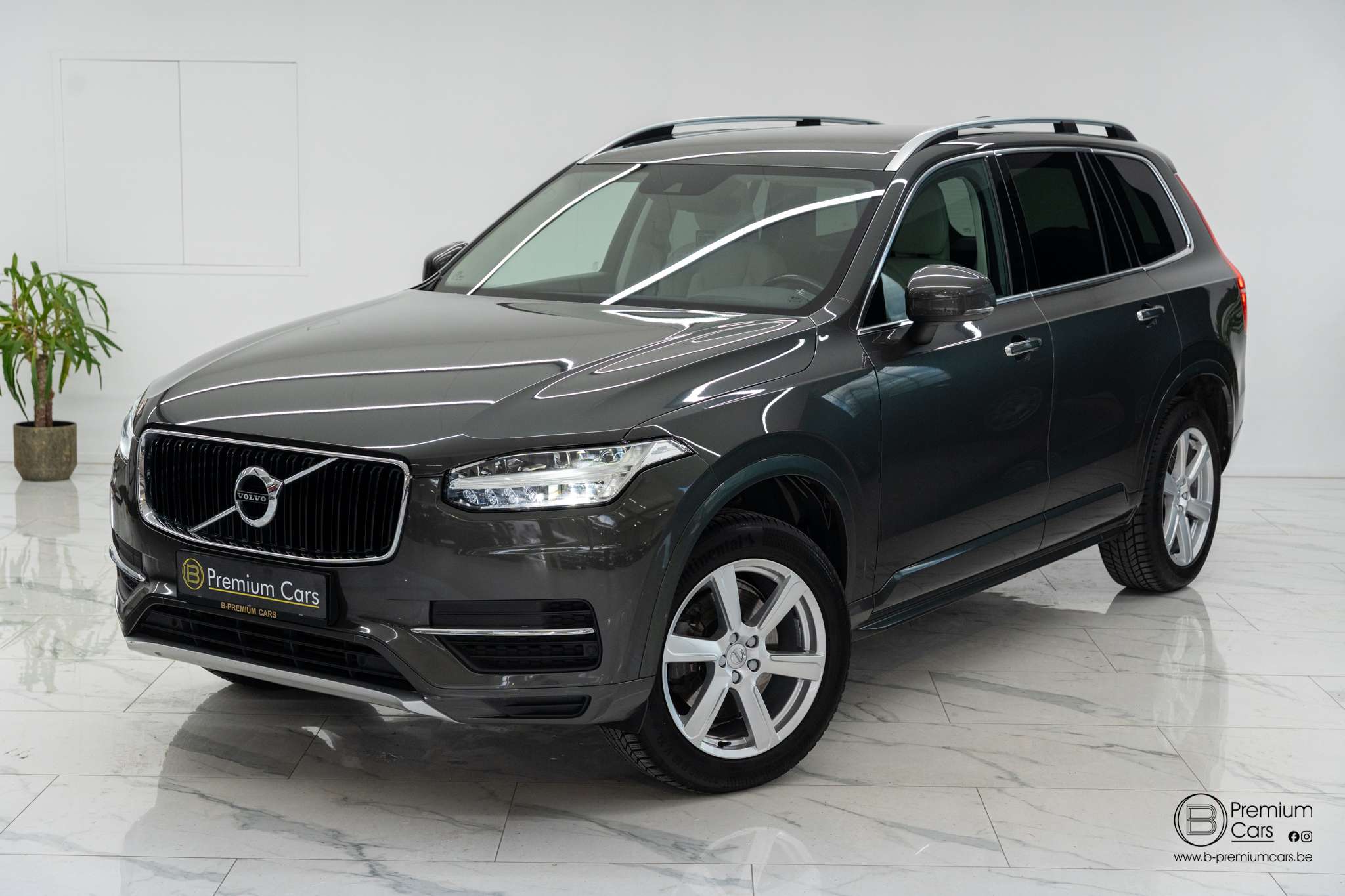 Volvo XC90 T5 awd Momentum! ACC! Lichte vracht / Utilitaire!