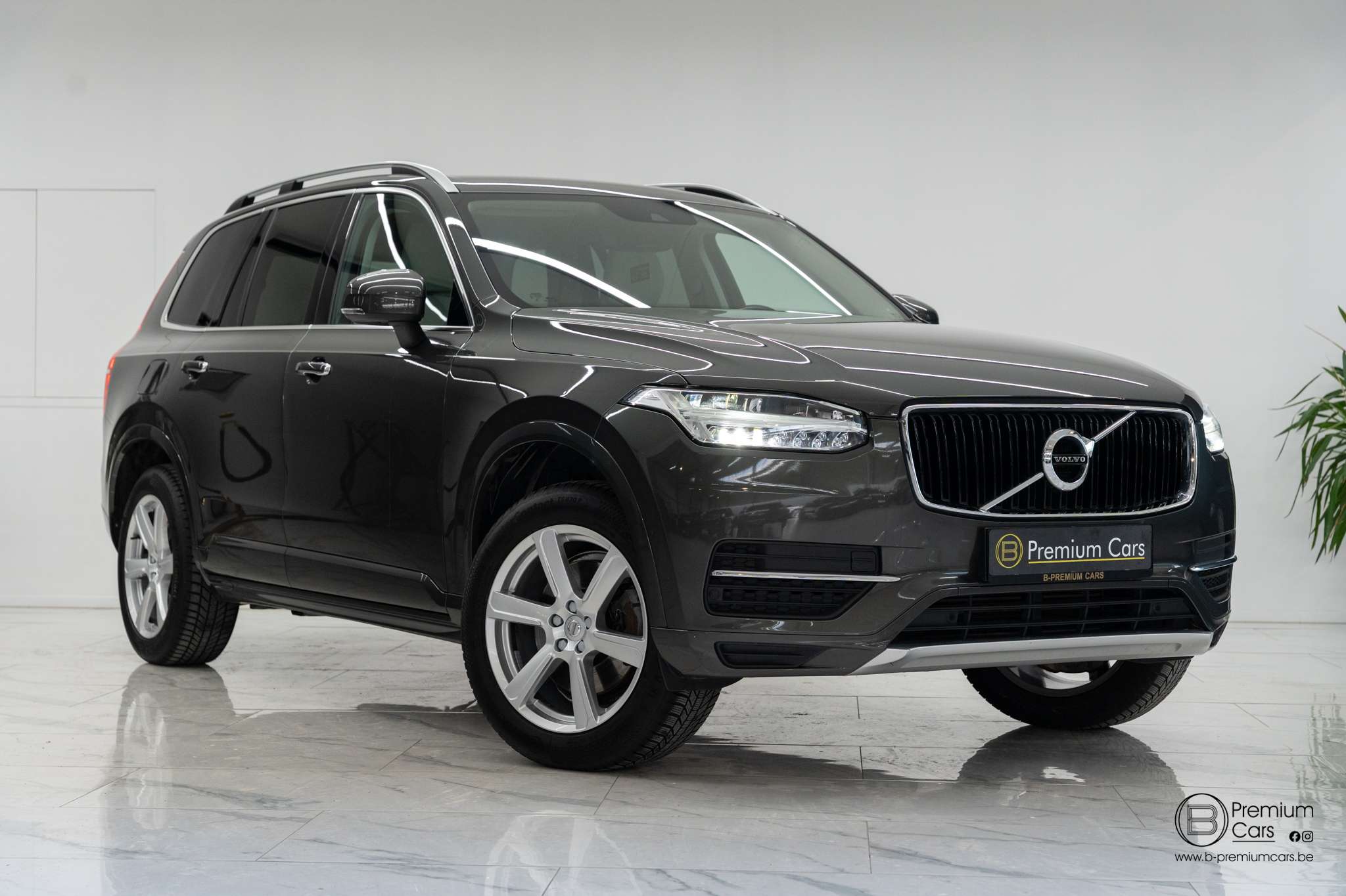 Volvo XC90 T5 awd Momentum! ACC! Lichte vracht / Utilitaire!
