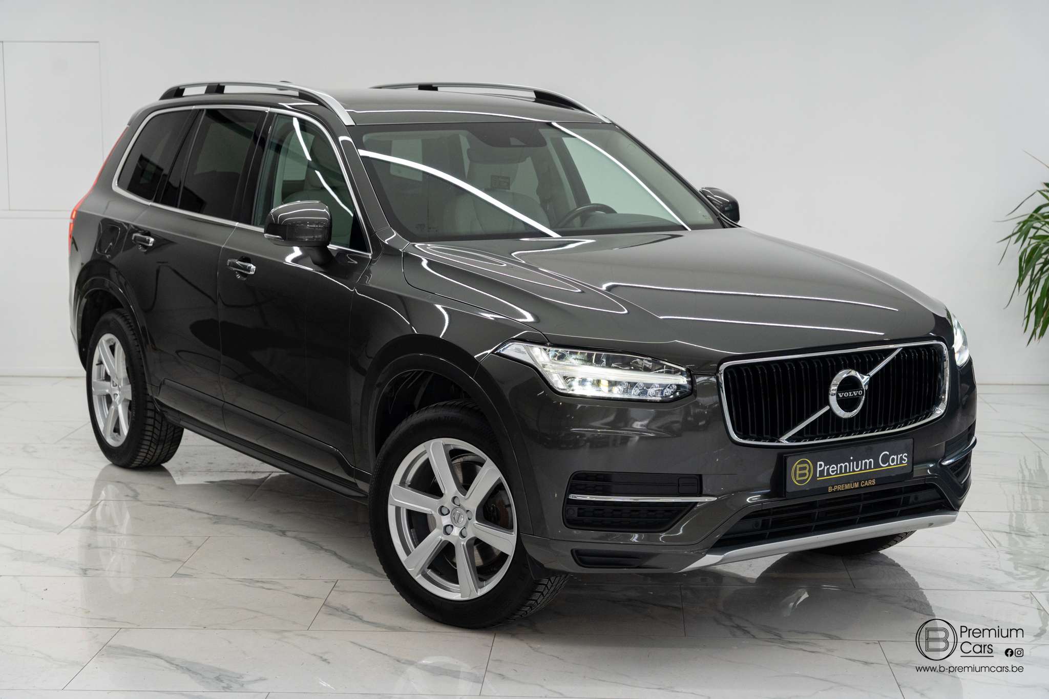 Volvo XC90 T5 awd Momentum! ACC! Lichte vracht / Utilitaire!