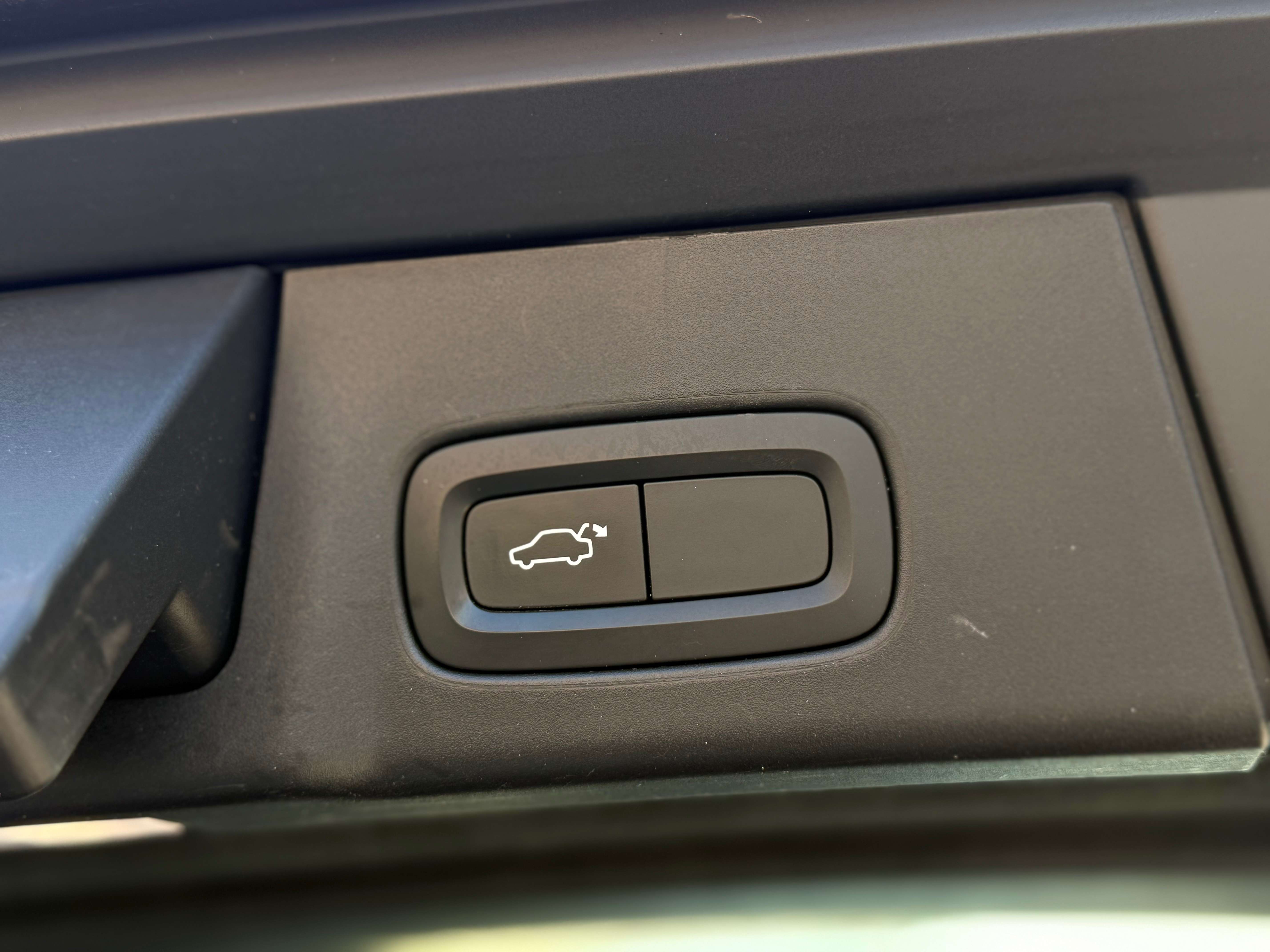 Volvo V90 2.0 D3 GEARTRONIC COCKPIT DISTRO CAMERA LINE ASS.