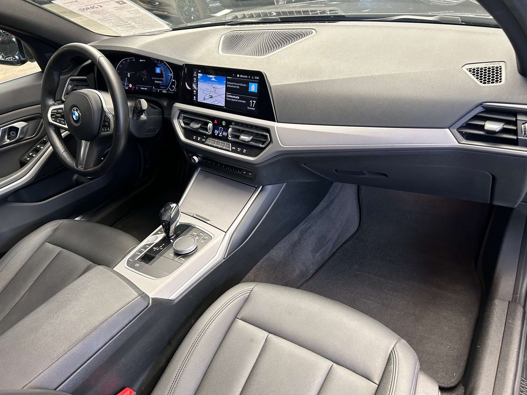 BMW 330 e Touring Alu19"/Pano/Leder/Led/Cam *1j garantie*