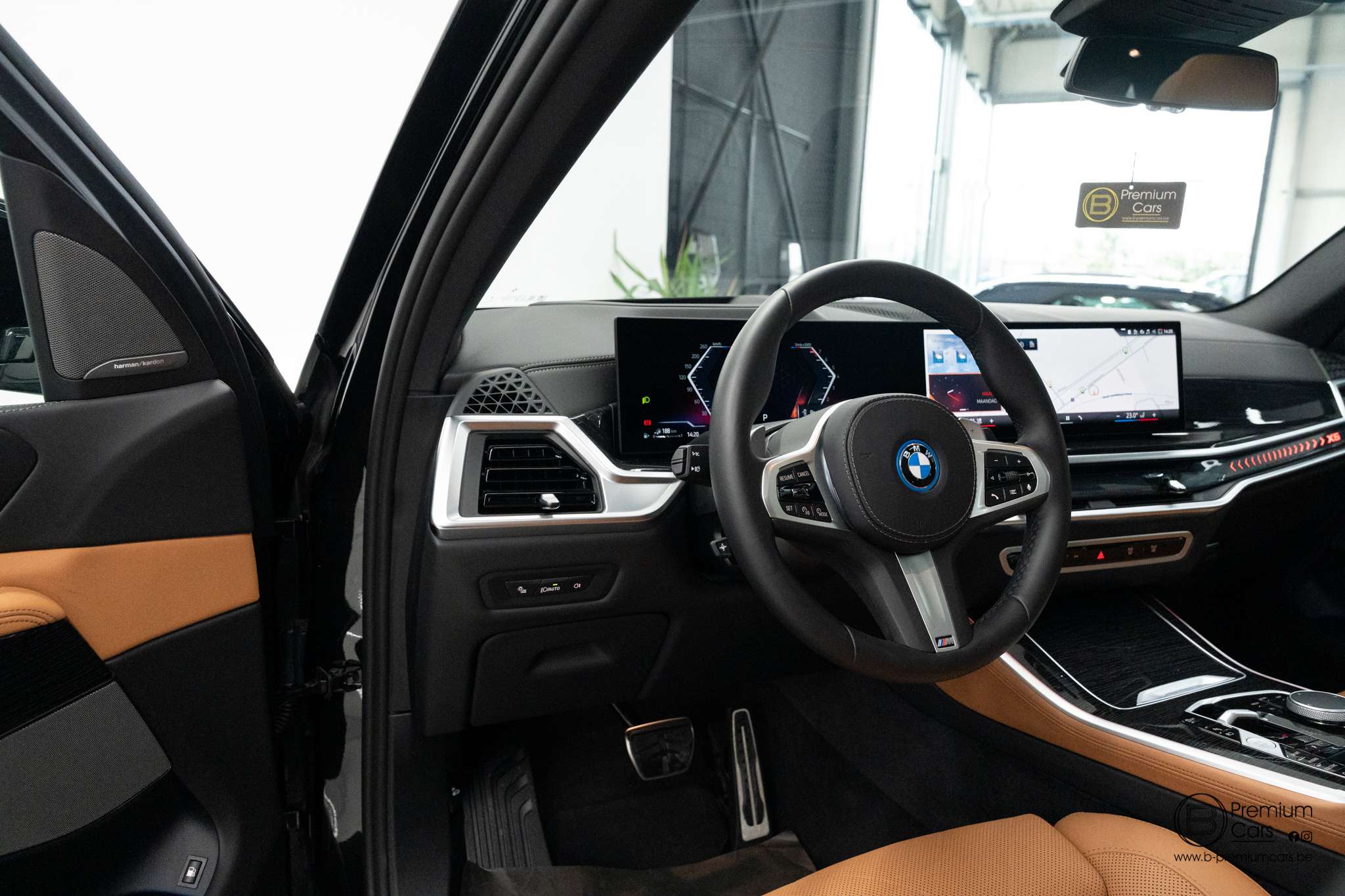 BMW X5 xDrive50e hybrid M pro pack! Pano, H&K, Acc, Hud!