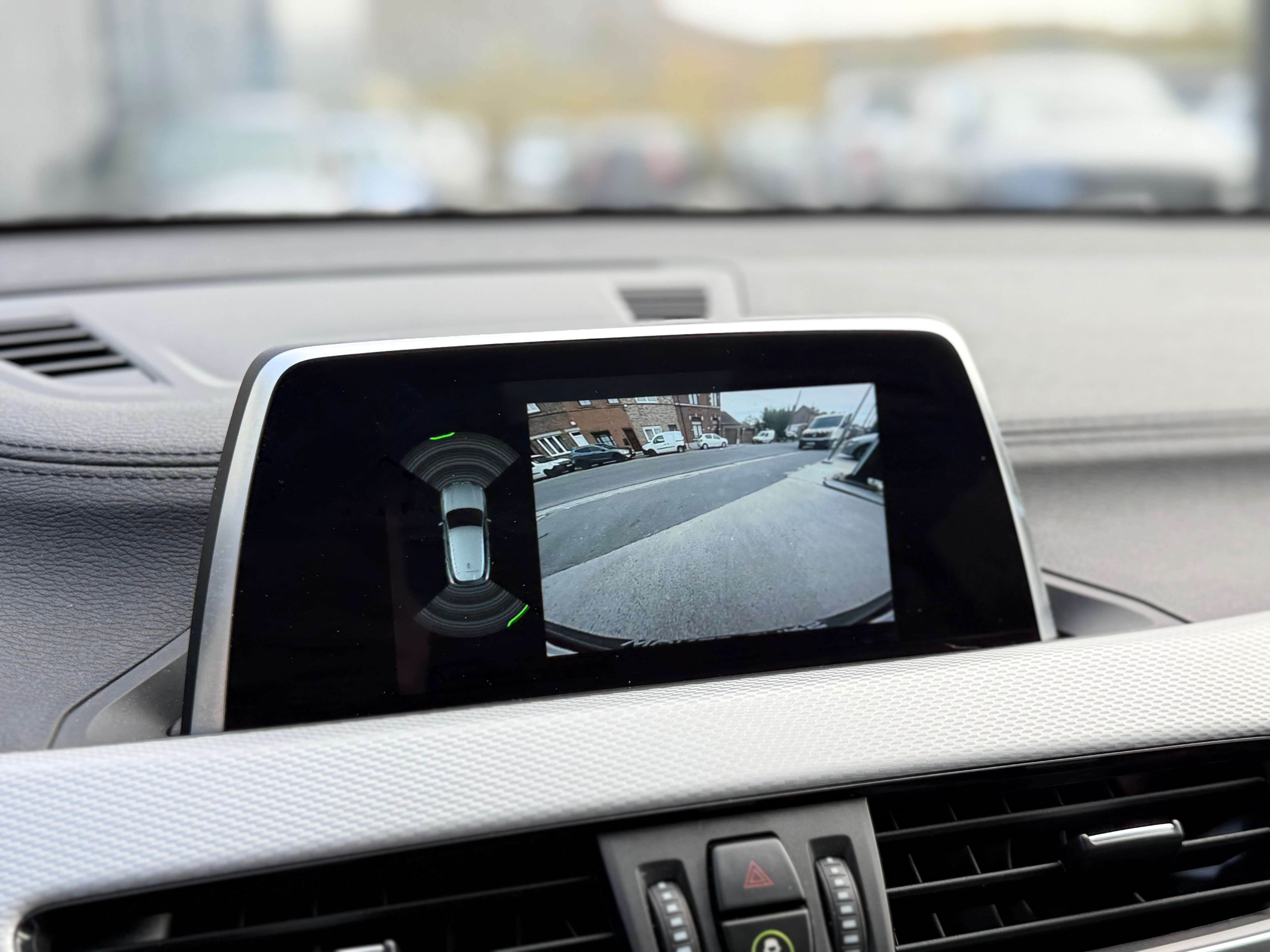 BMW X2 1.5iA sDrive18 PACK M TOIT PANO NAVI CAMERA FULL
