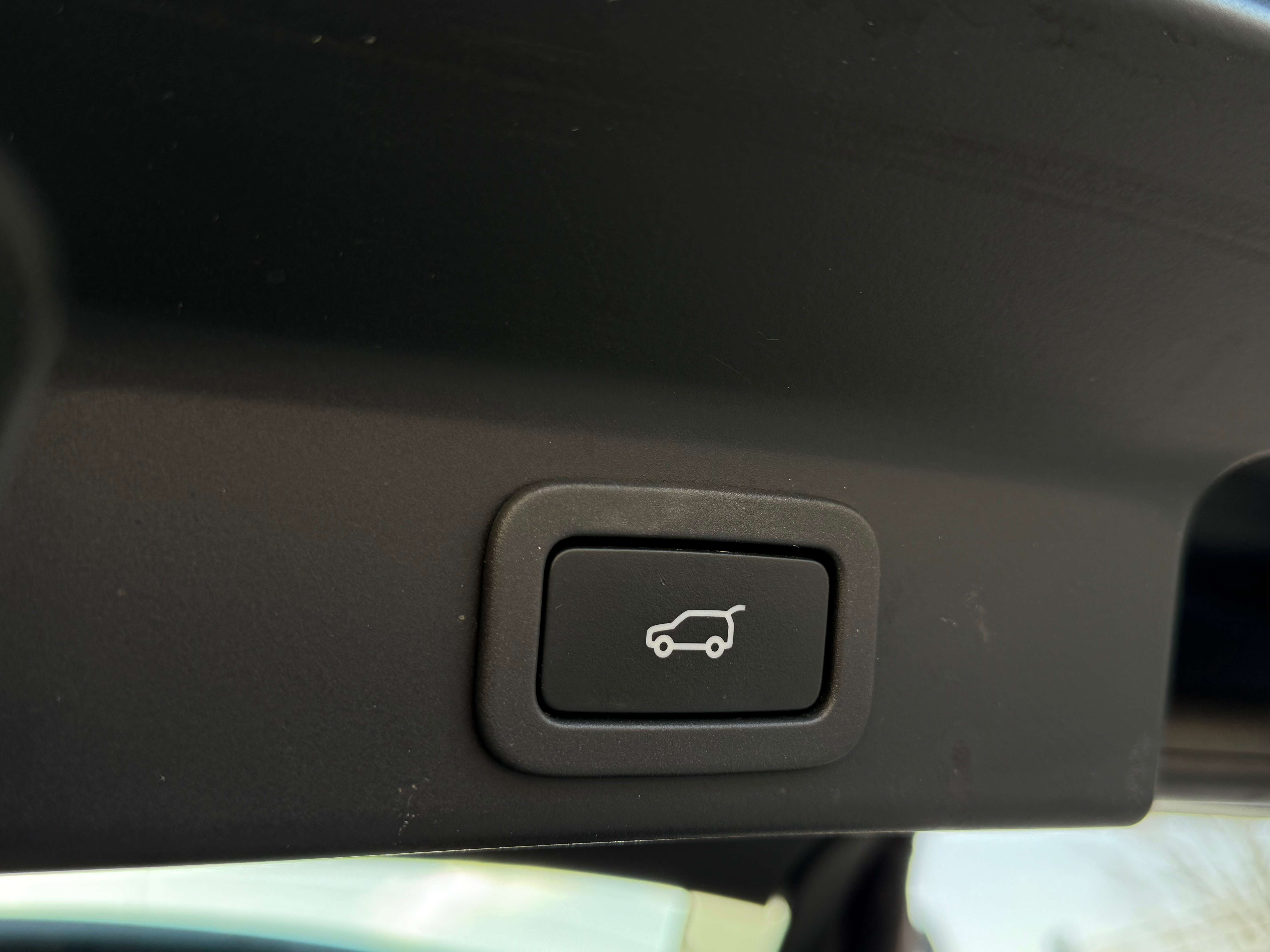 Jaguar F-Pace PHEV 2.0T P400e PORTFOLIO PANO COCKPIT CAM360 FULL