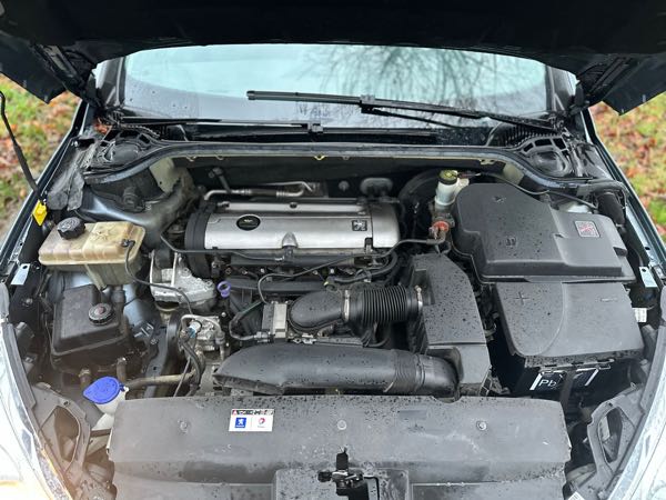 Peugeot 407 1.8 16V CONFORT