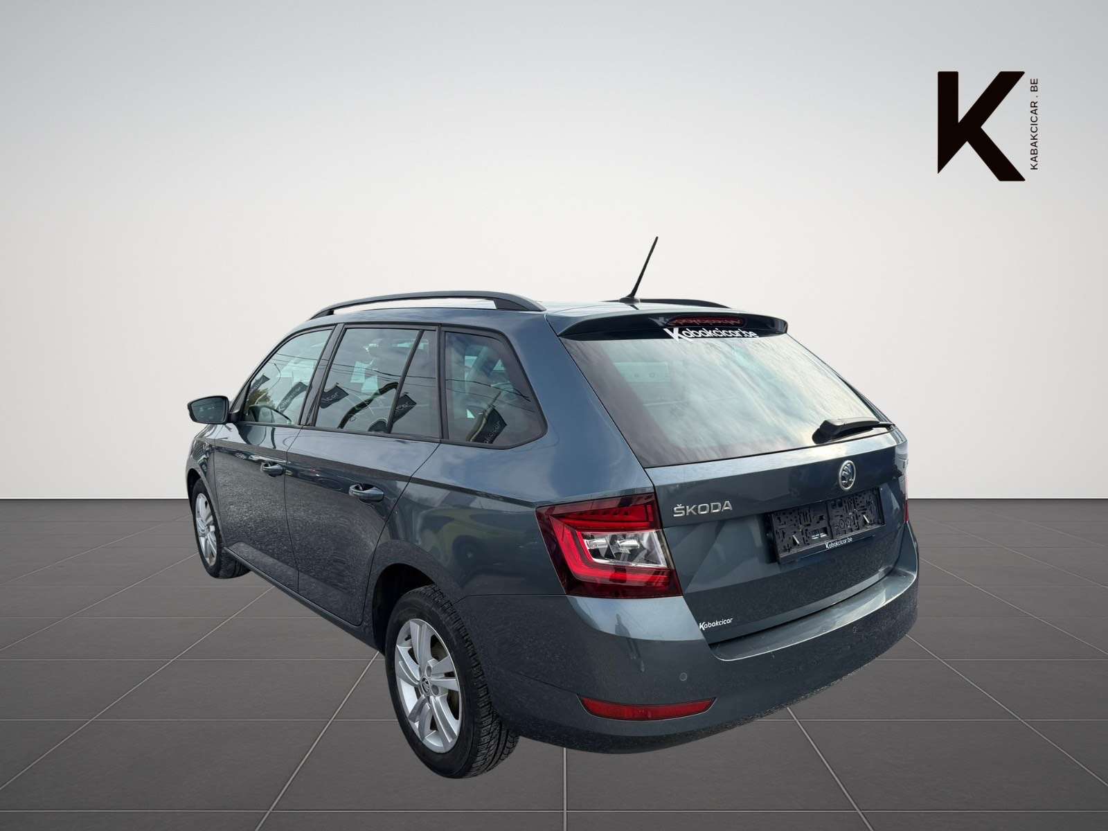 Skoda Fabia Fabia SW 1.0i / NavI / Clim / Radar / Garantie 12M