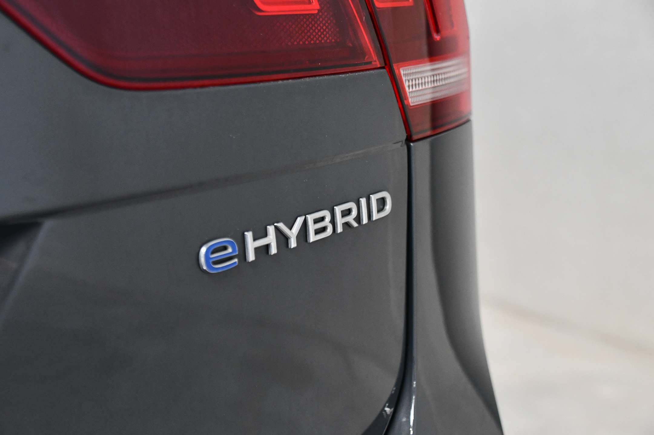 Volkswagen Tiguan Plug in - Carplay - ACC - DAB - Camera