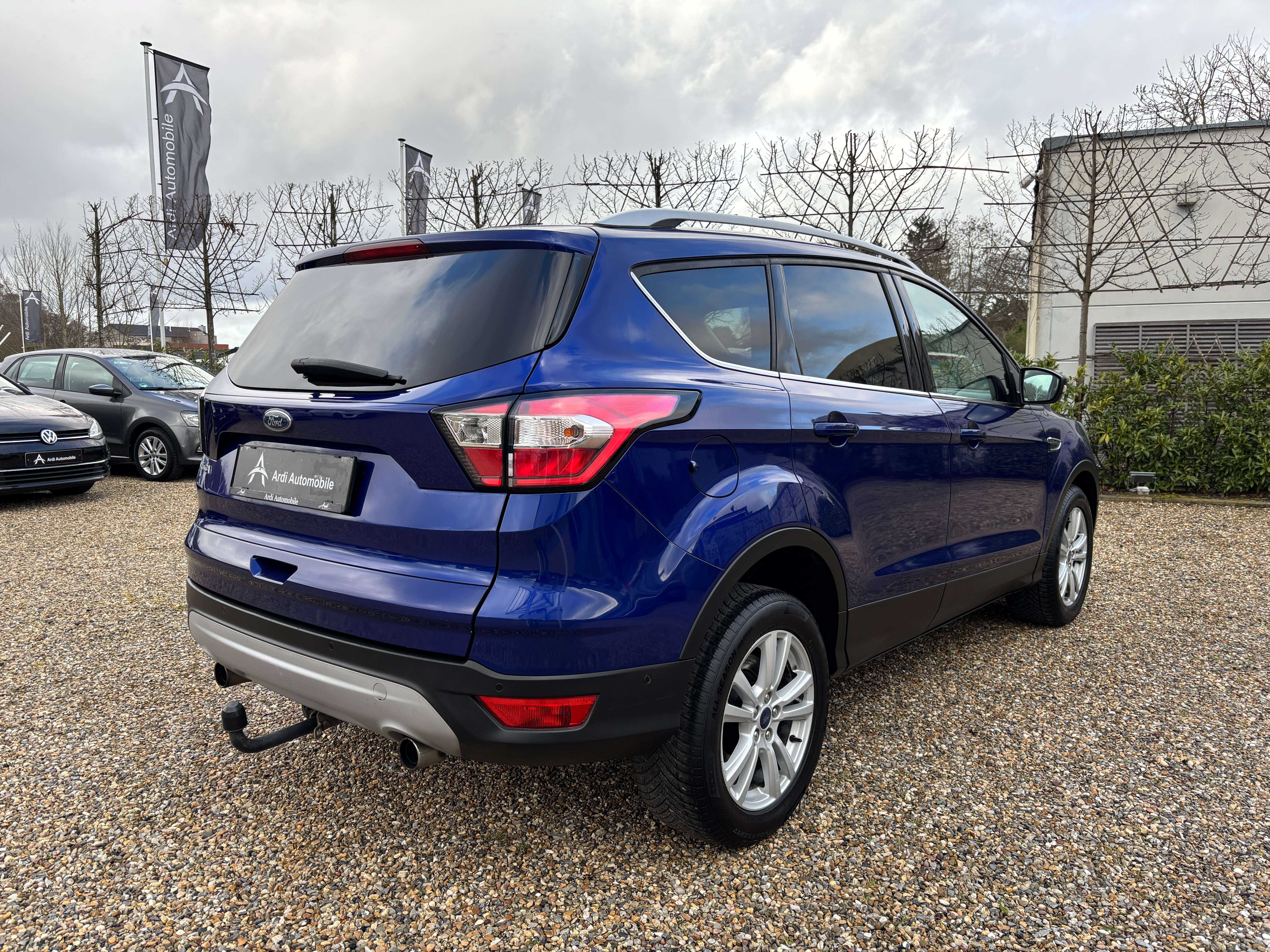 Ford Kuga 1.5 TDCi *SIEGE+VOLANT CHAUFFANT*CARPLAY*GARANTIE*
