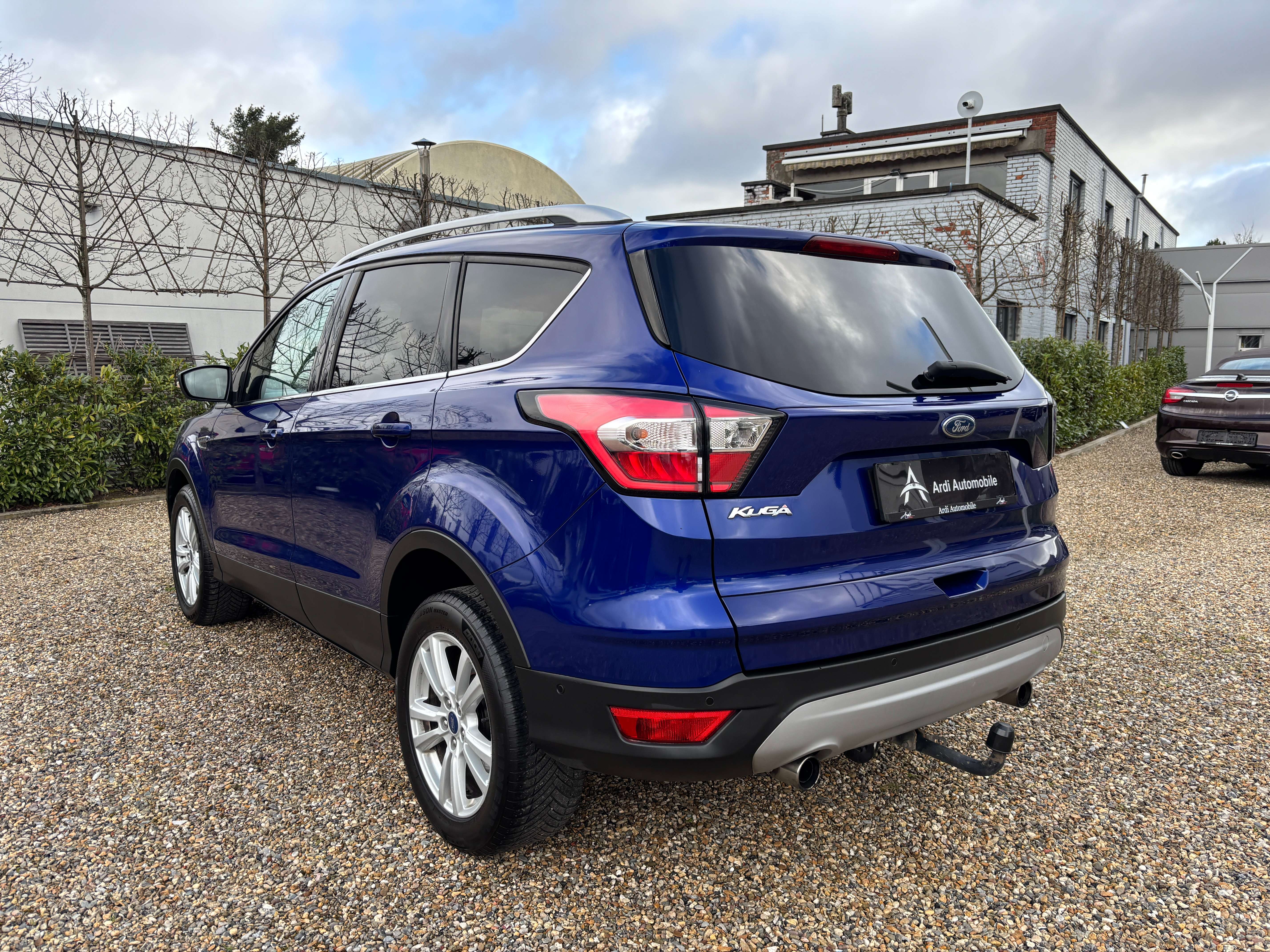 Ford Kuga 1.5 TDCi *SIEGE+VOLANT CHAUFFANT*CARPLAY*GARANTIE*