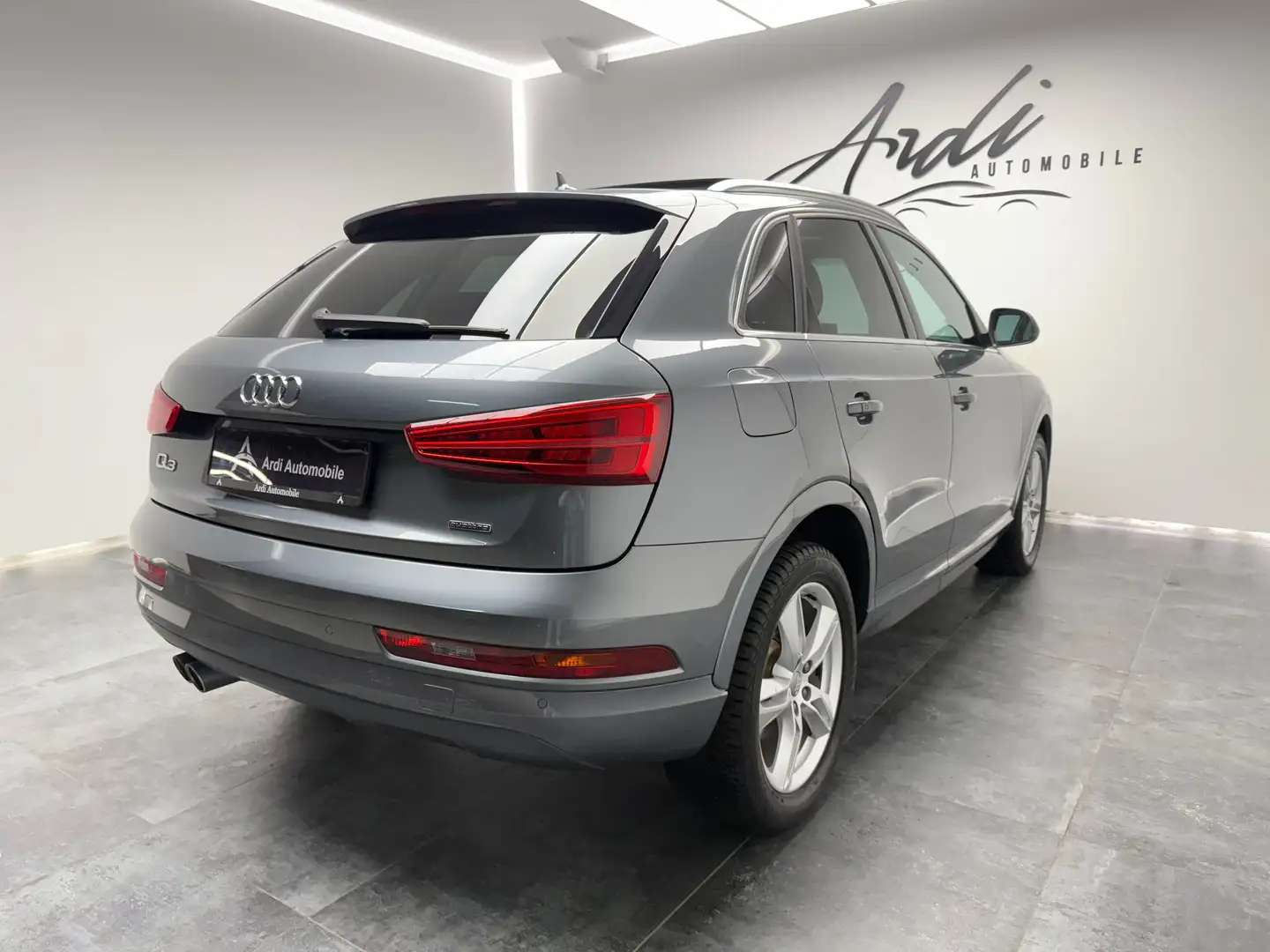 Audi Q3 2.0 TDi Quattro S tronic *GARANTIE*1 PROP*TOIT OUV