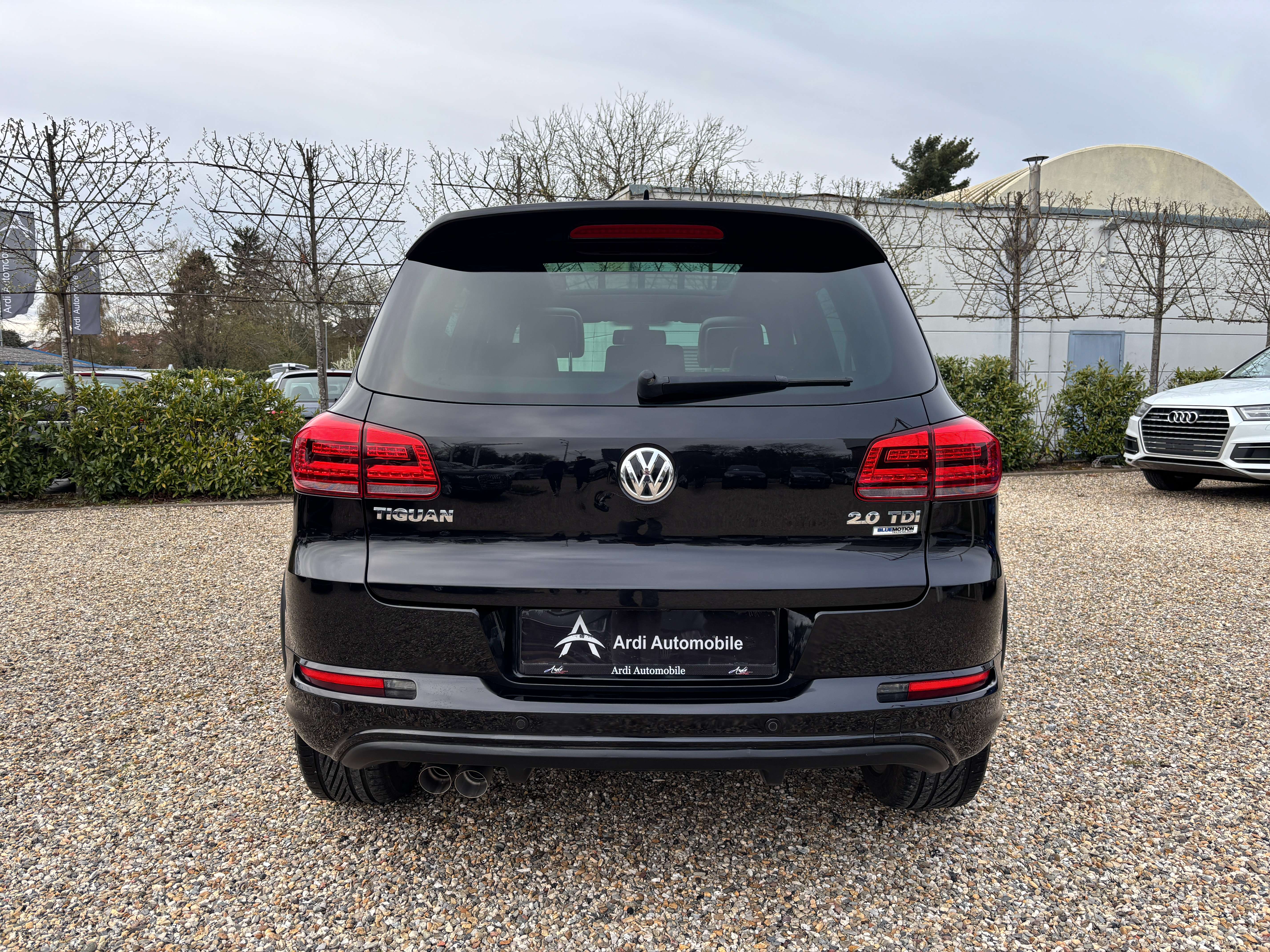 Volkswagen Tiguan 2.0 TDi R Line *TOIT OUV*CAMERA*1ER PROP*GARANTIE*