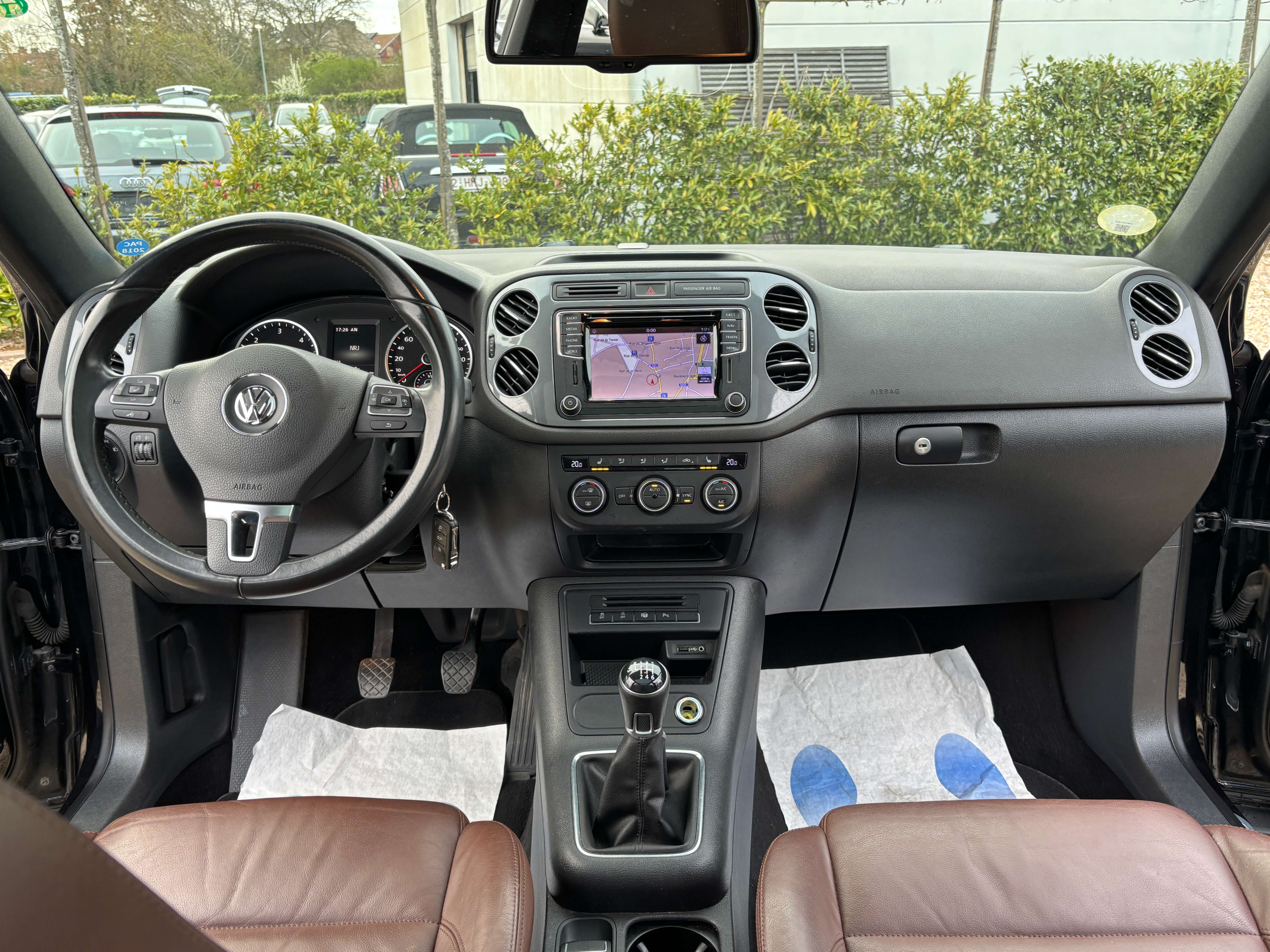 Volkswagen Tiguan 2.0 TDi R Line *TOIT OUV*CAMERA*1ER PROP*GARANTIE*