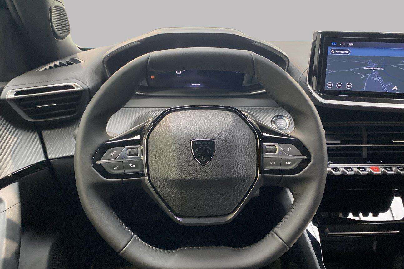 Peugeot 2008 ALLURE*Véh. de Direction!