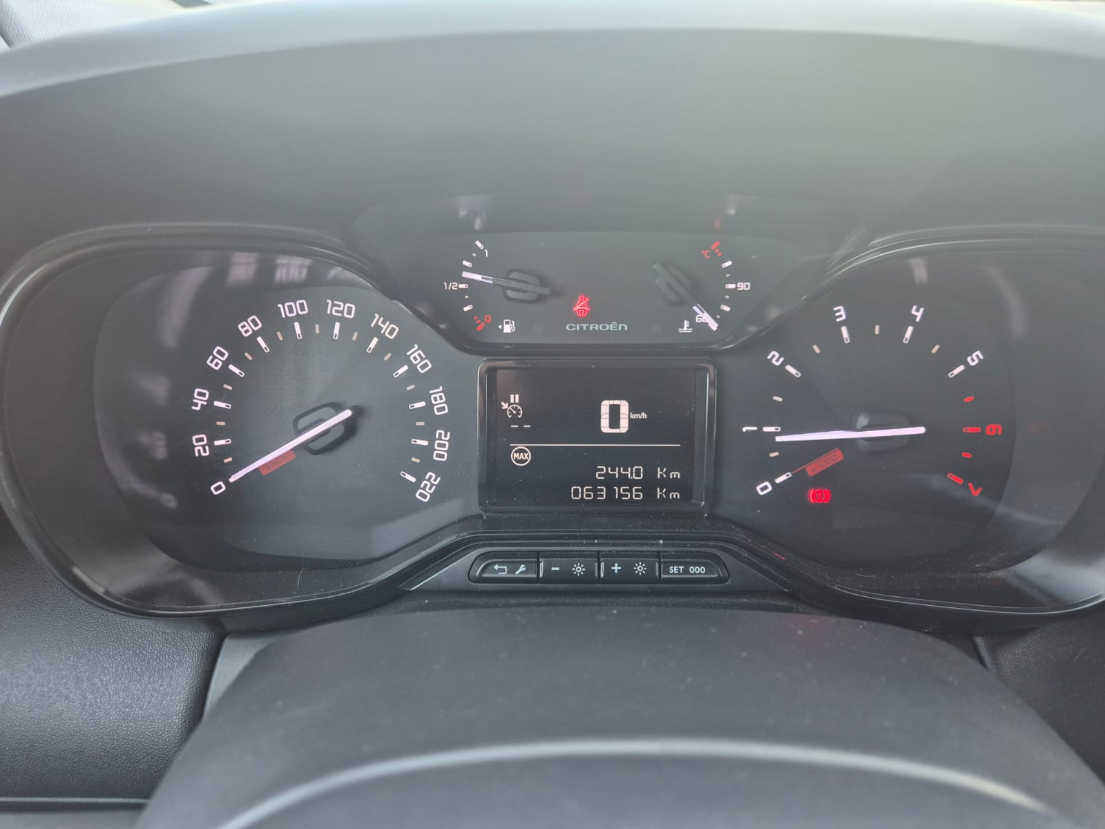 Citroen C3 Aircross 1.5 BlueHDi Shine / Carplay / GPS / USB / Garantie