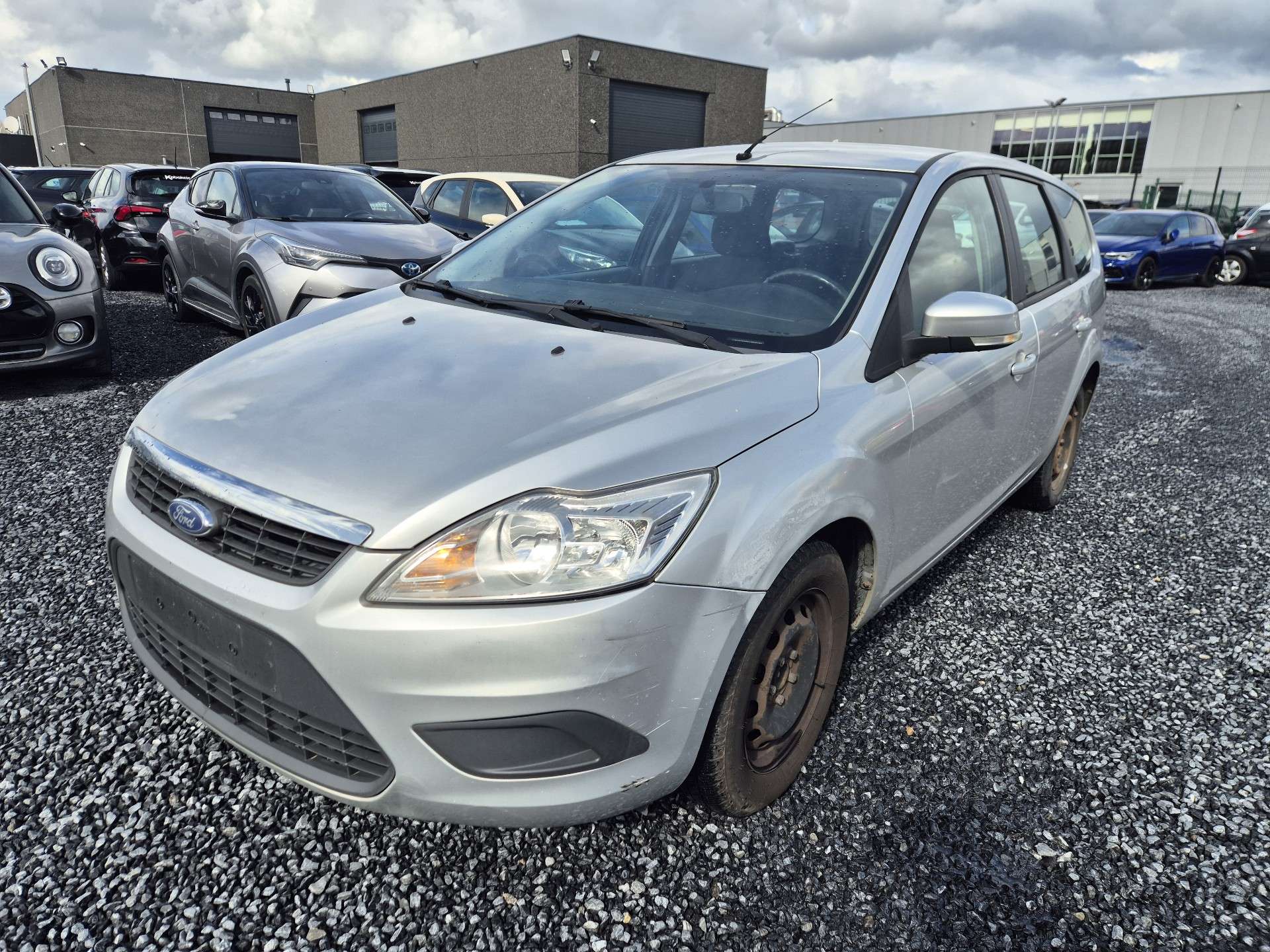 Ford Focus 1.6 TDCi Ambiente DPF / Clim / Marchand ou Export