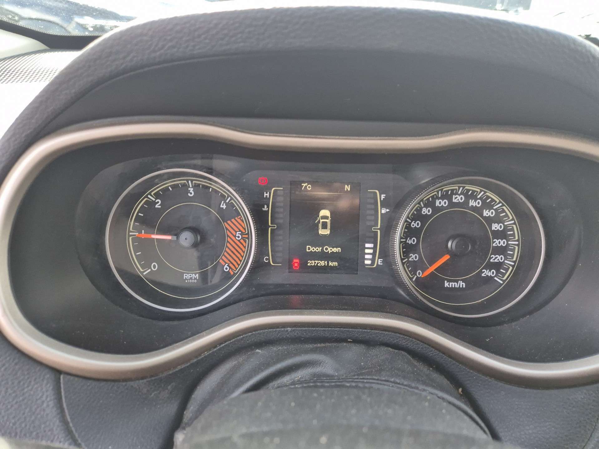 Jeep Cherokee 2.0 MJD 2WD Longitude / Marchand ou Export