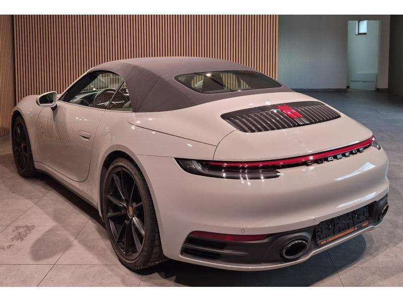 Porsche 911 Carrera Cabriolet