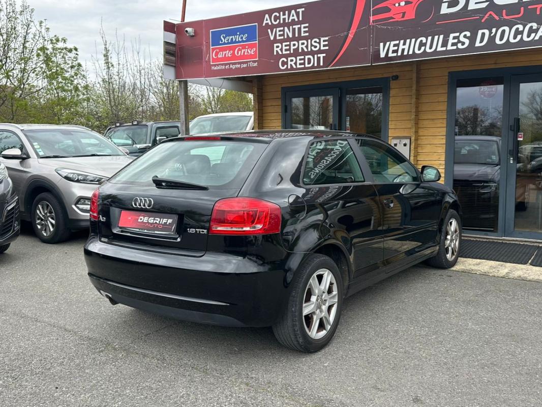 Audi A3 1.6 TDI 90 DPF Attraction thumbnail
