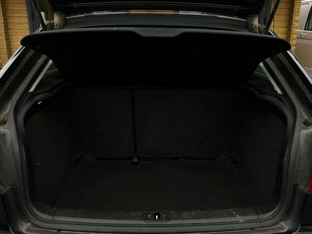 Audi A3 1.6 TDI 90 DPF Attraction thumbnail