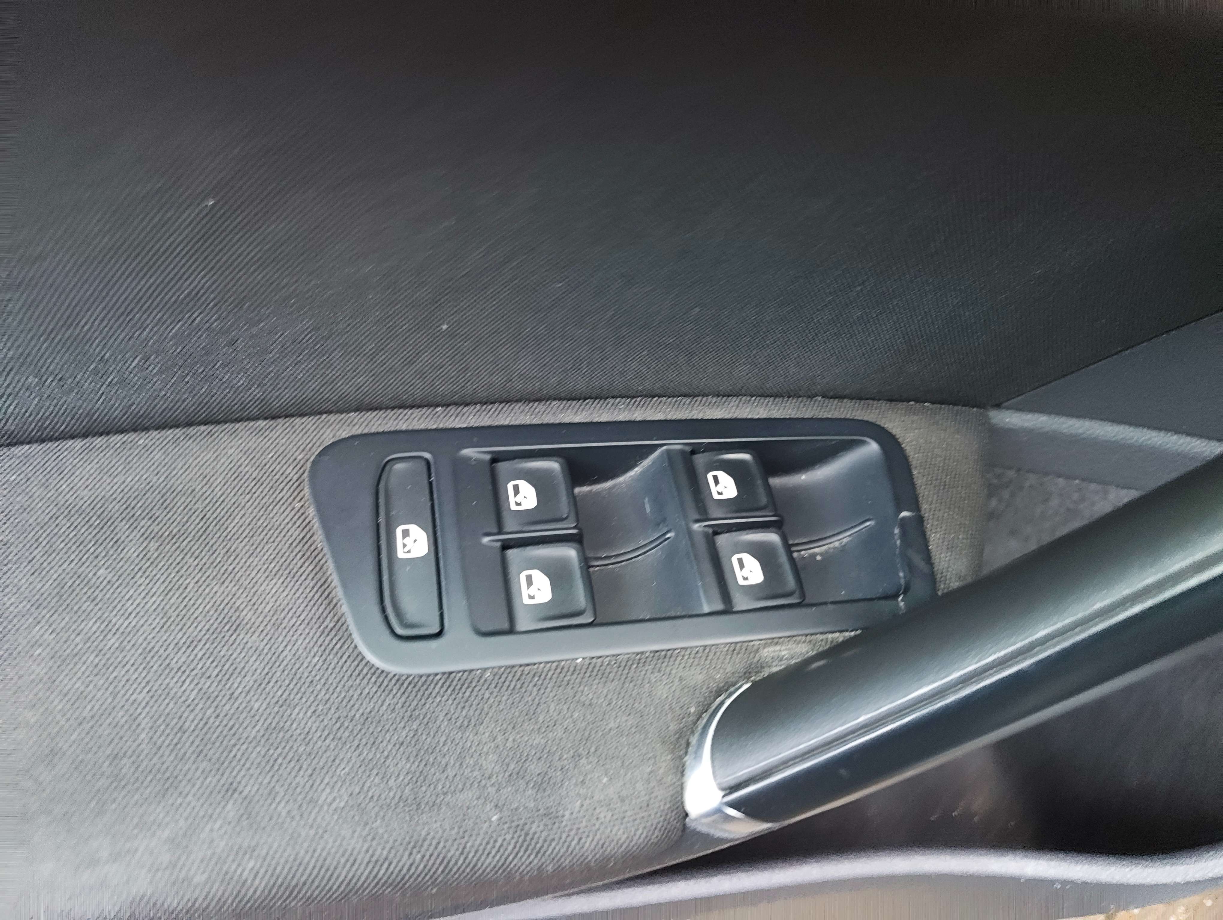 Volkswagen Golf Sportsvan Golf Sportsvan 1.2 TSI Sound DSG thumbnail