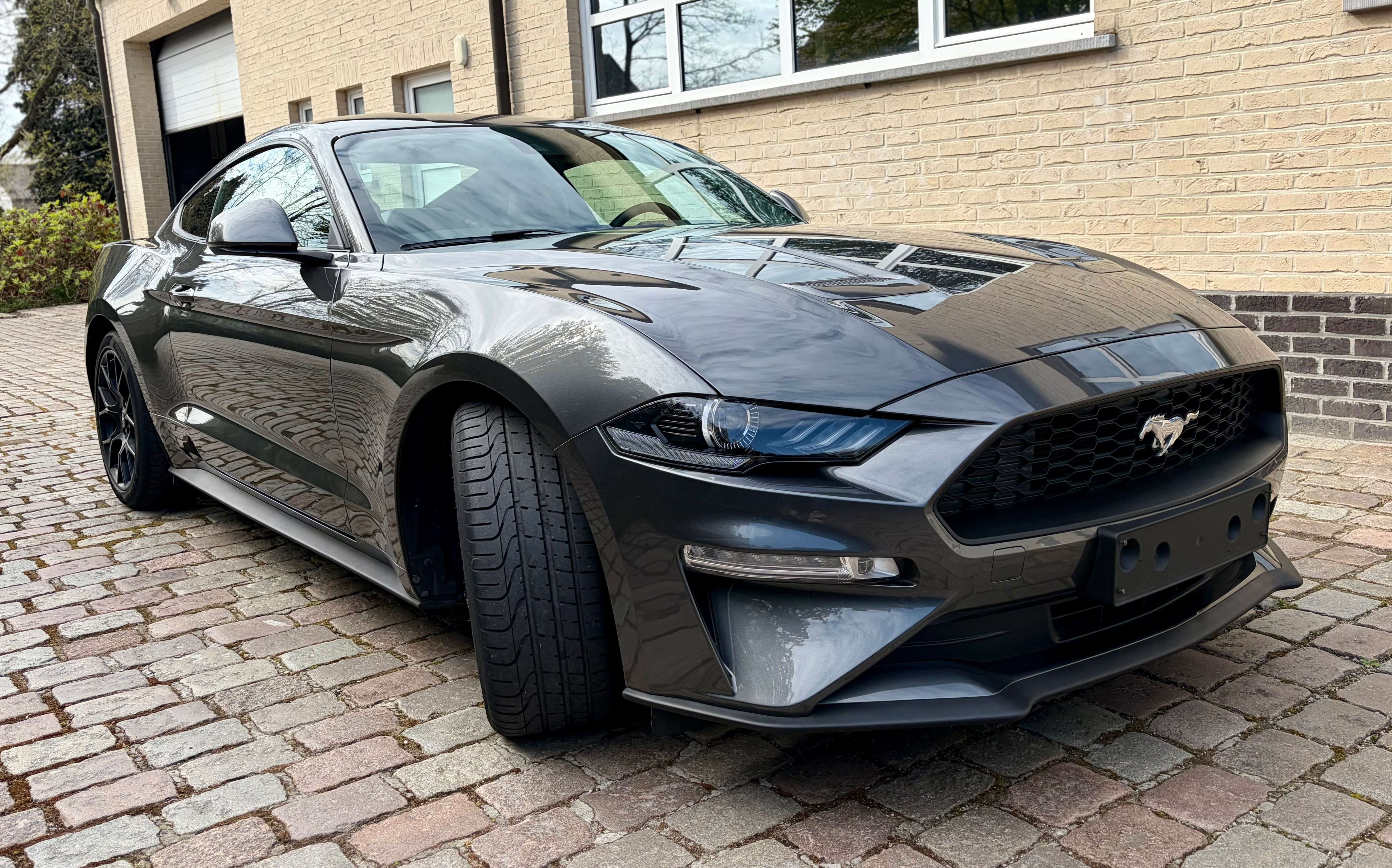 Ford Mustang Fastback 2.3 EcoBoost Automaat  ### 37000 km ### thumbnail