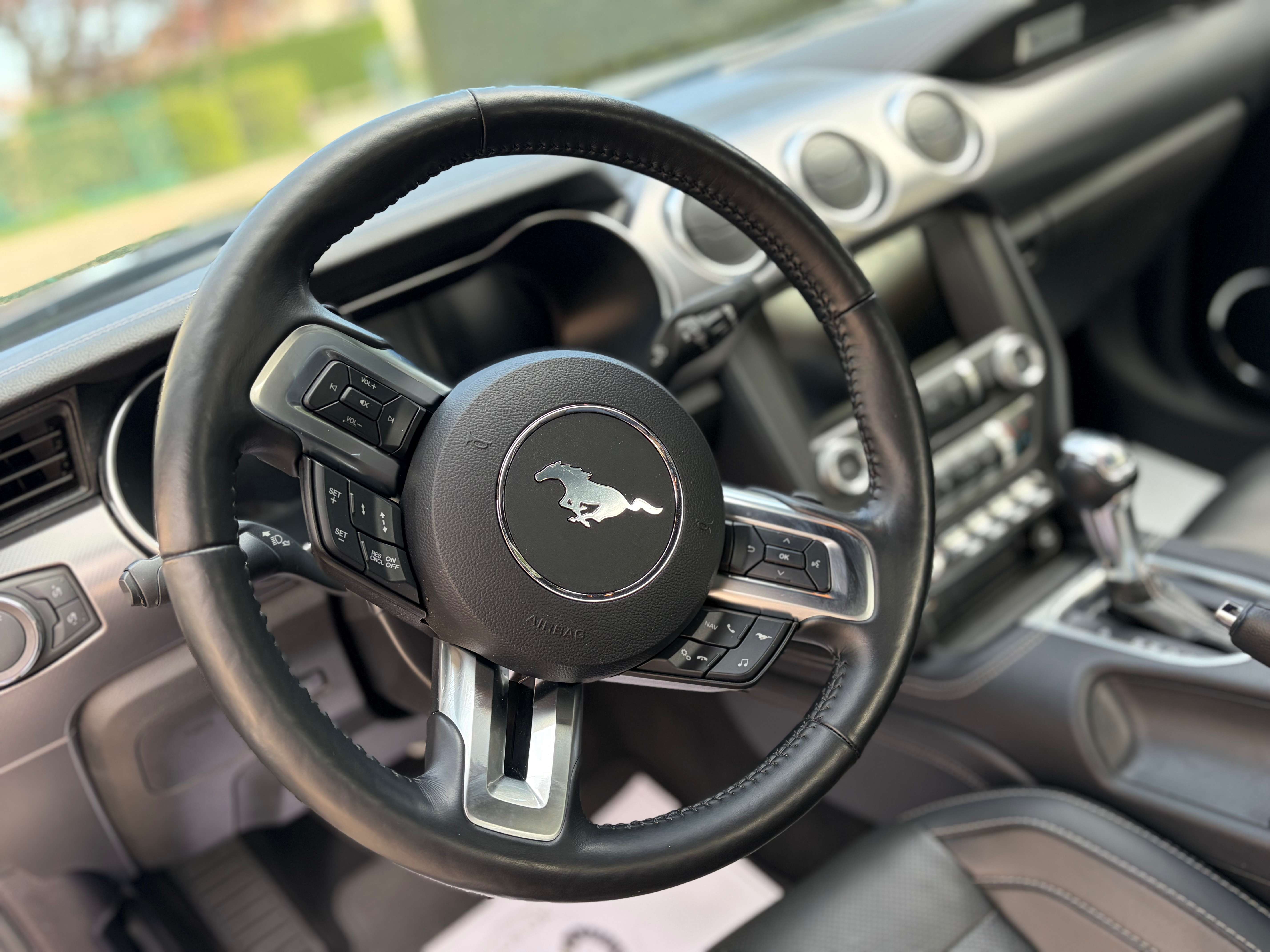 Ford Mustang Fastback 2.3 EcoBoost Automaat  ### 37000 km ### thumbnail