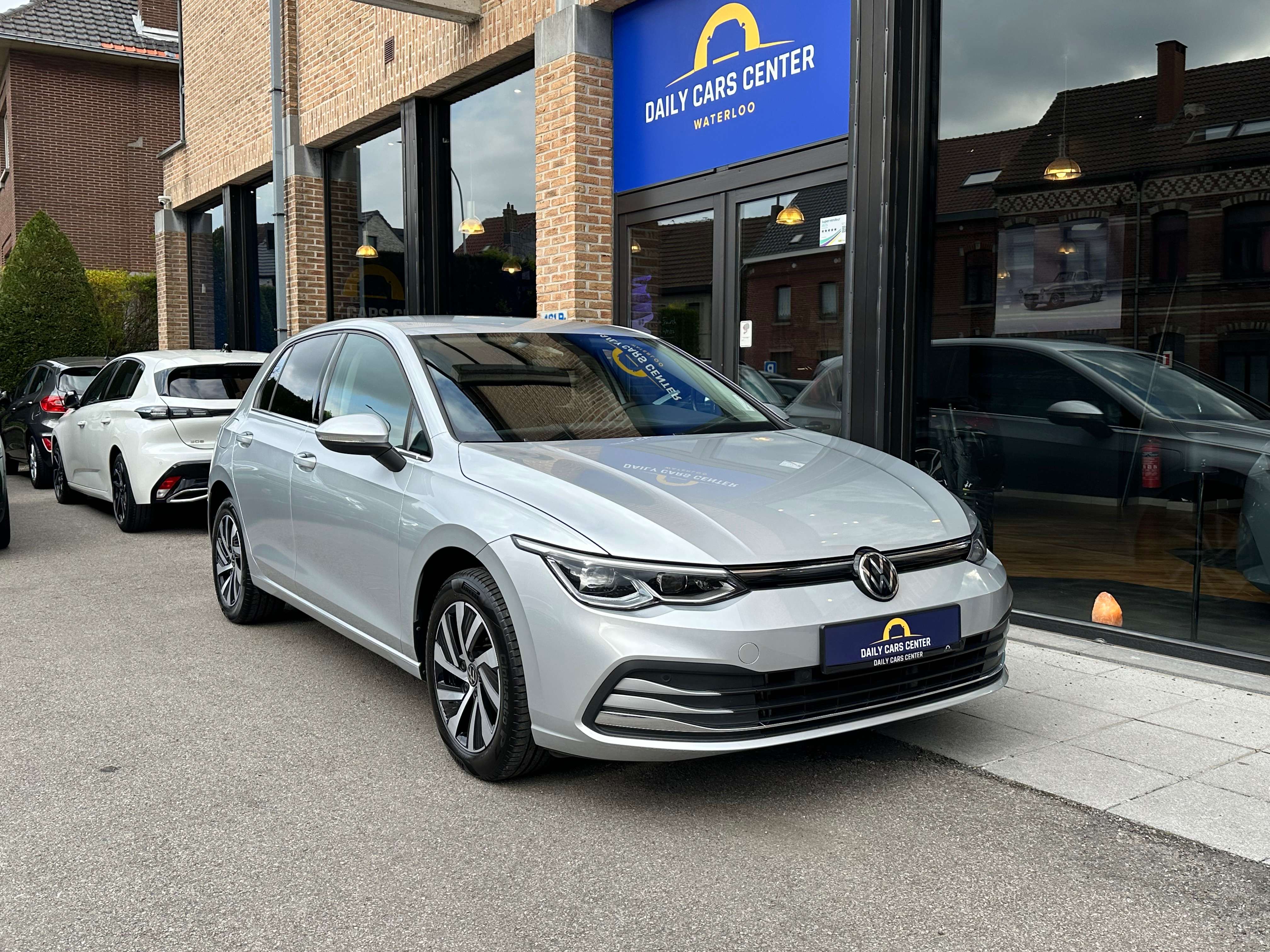 Volkswagen Golf 1.4 eHybrid Plug-IN I STYLE I Matrix Led I Alcantara I Cam I ACC thumbnail