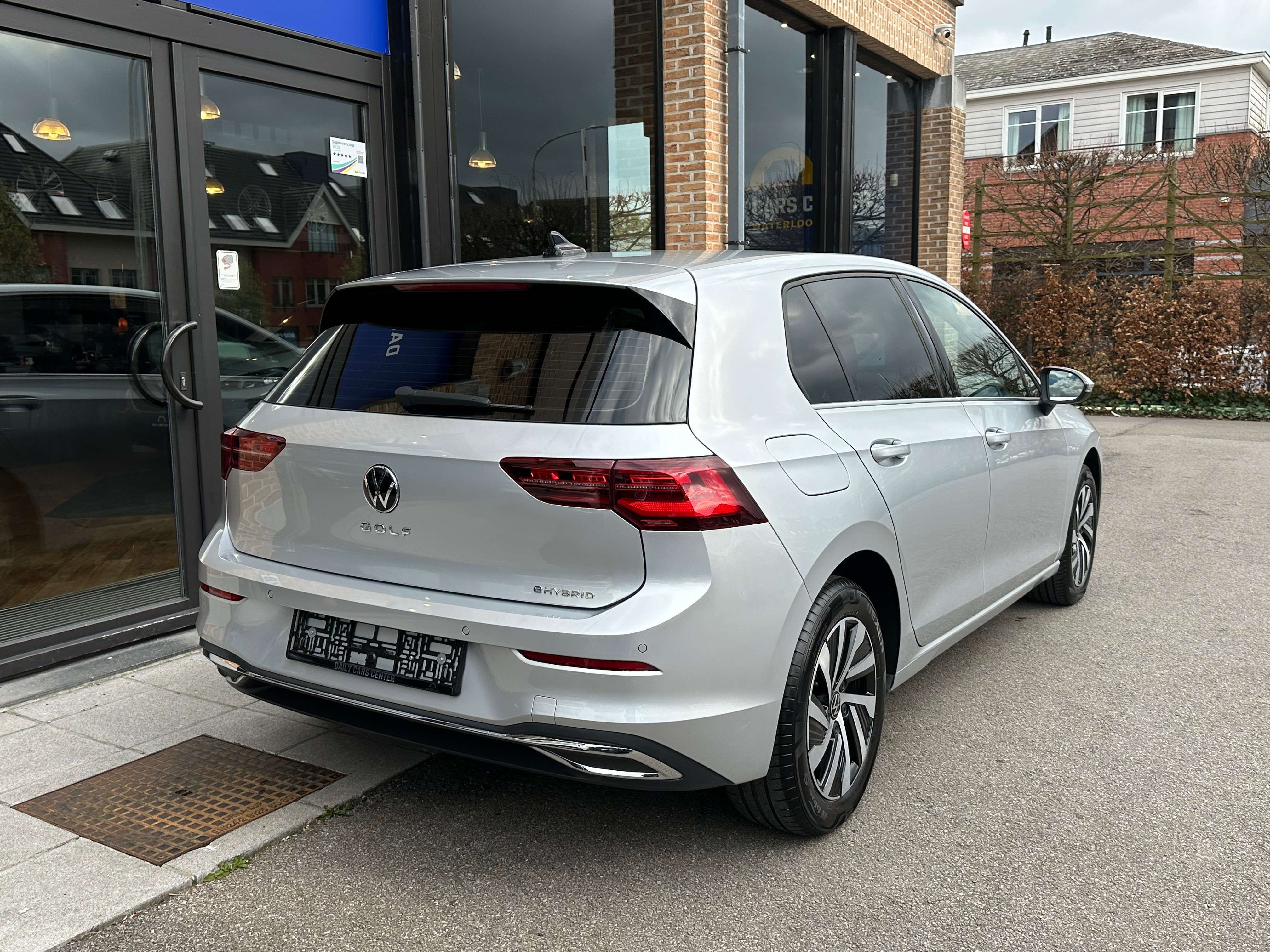 Volkswagen Golf 1.4 eHybrid Plug-IN I STYLE I Matrix Led I Alcantara I Cam I ACC thumbnail