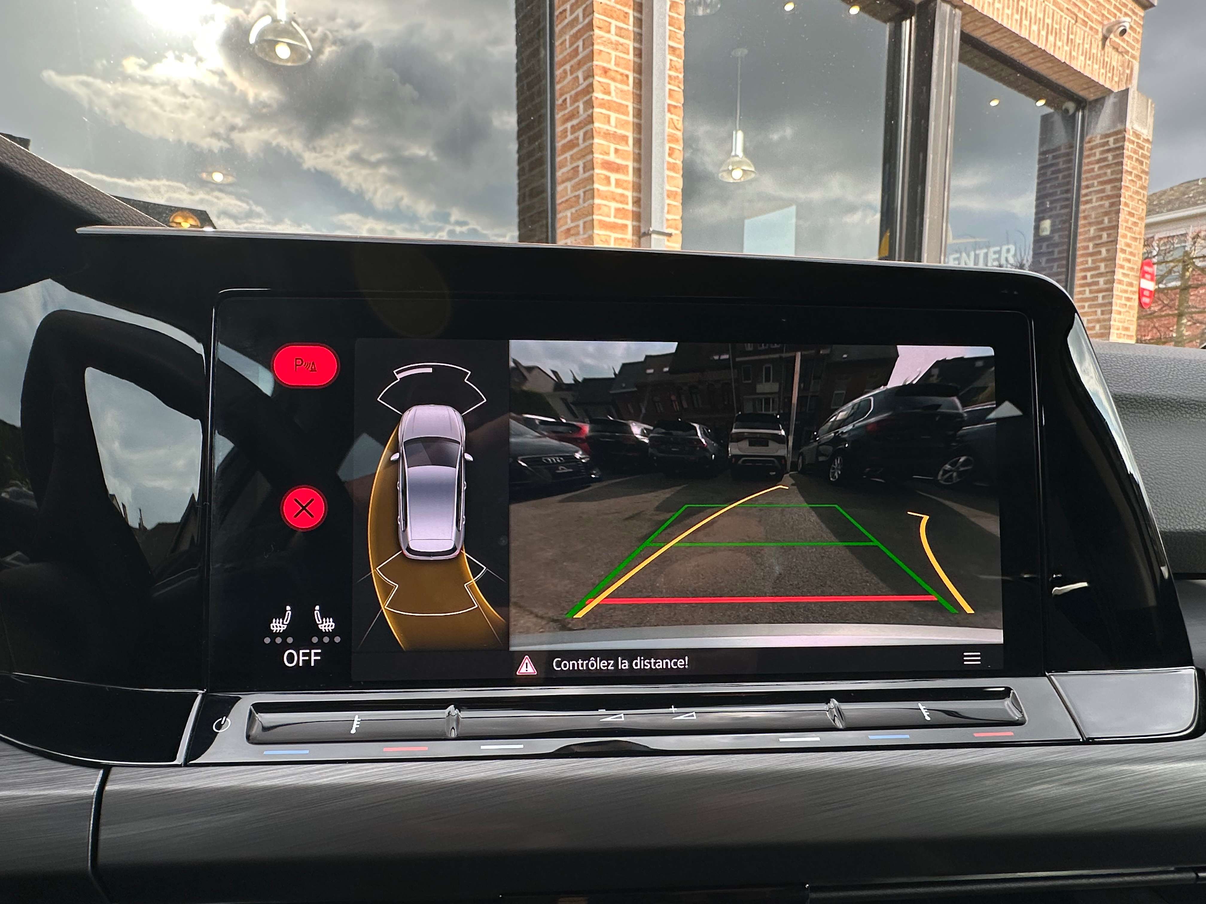 Volkswagen Golf 1.4 eHybrid Plug-IN I STYLE I Matrix Led I Alcantara I Cam I ACC thumbnail