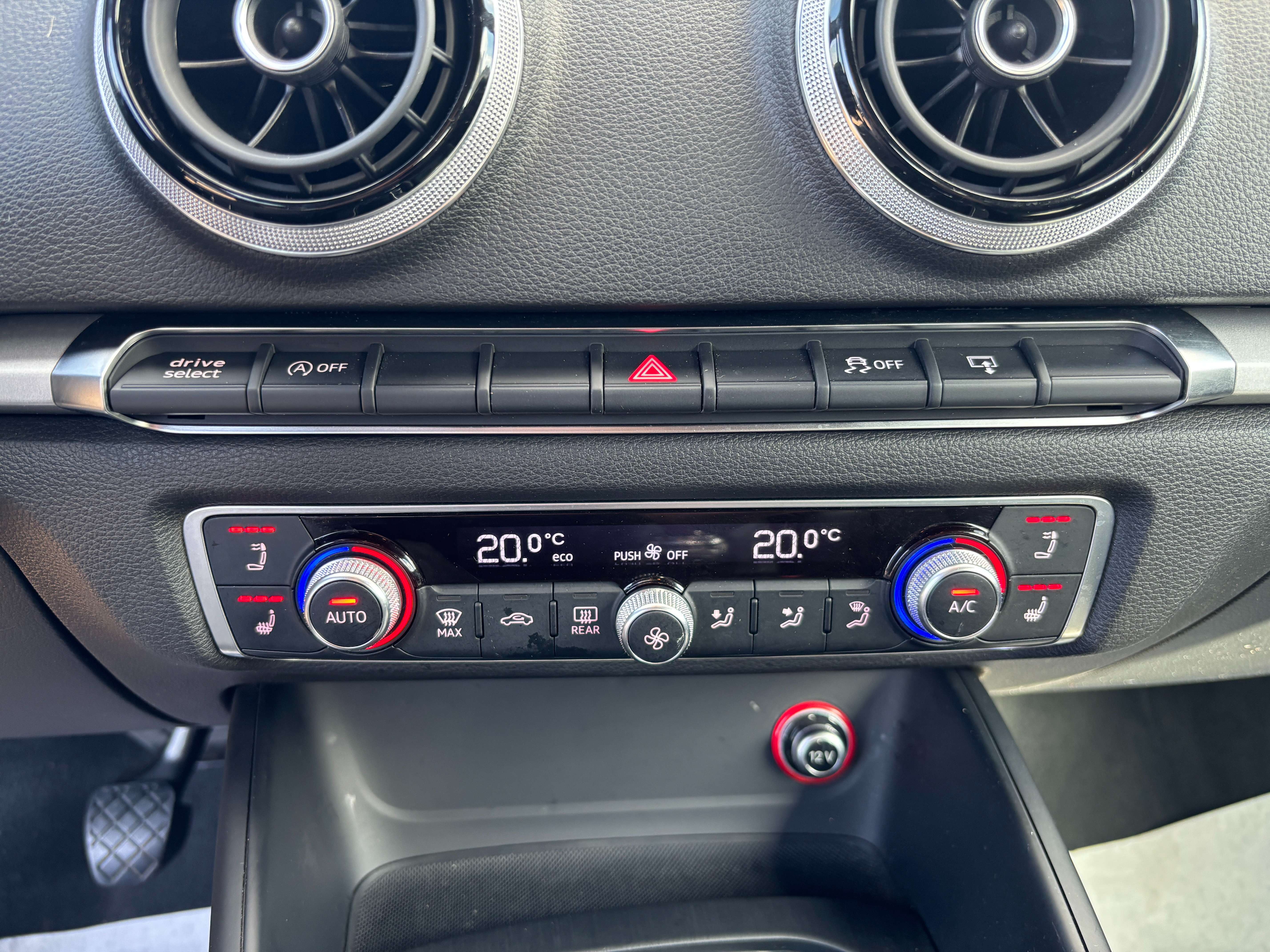 Audi A3 Cabriolet 1.4 TFSI *S line*1ER PROPRIO*GARANTIE* thumbnail