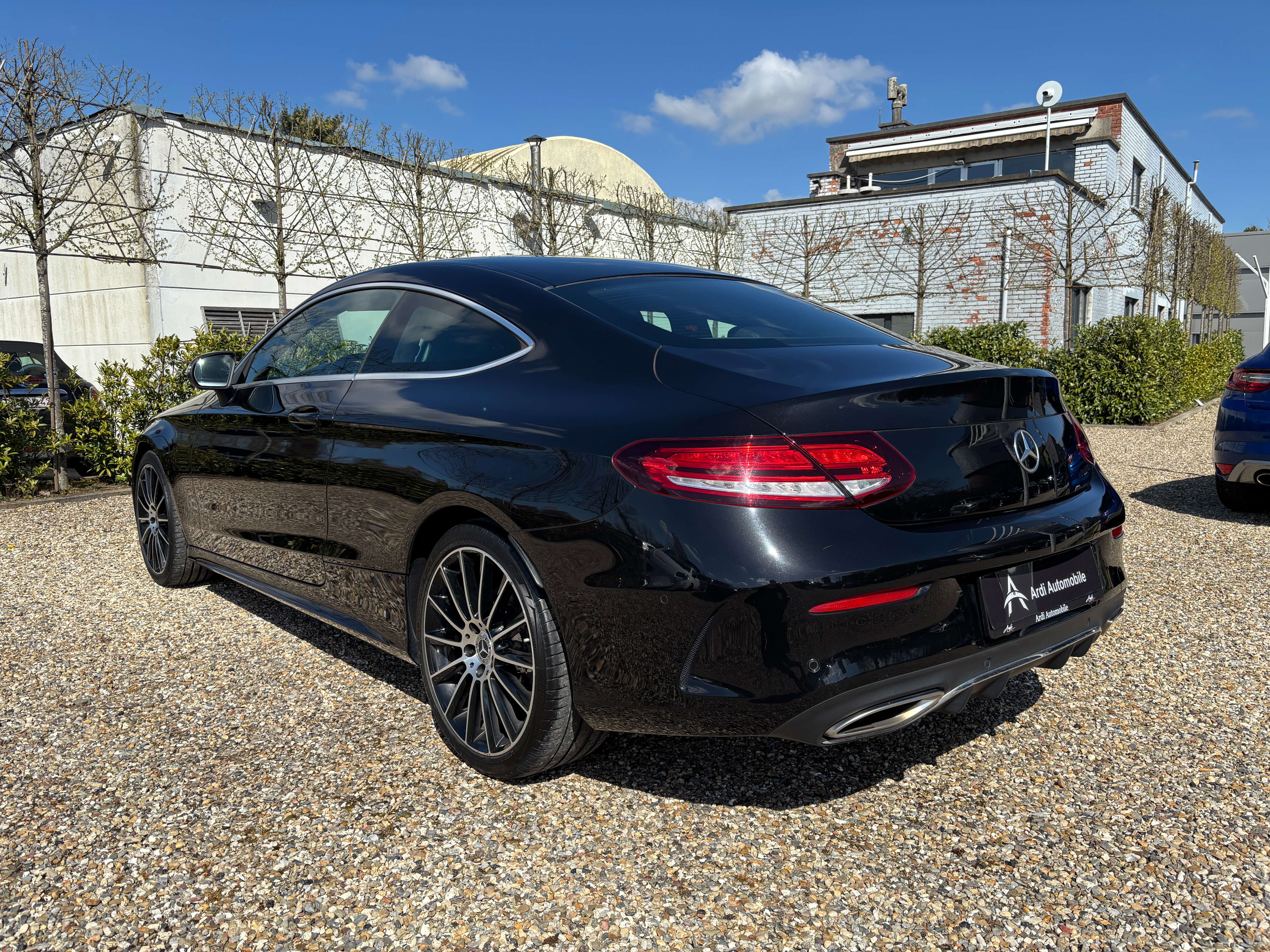 Mercedes-Benz C 200 Coupe *PACK AMG*CARPLAY*LED*CAMERA*GARANTIE* thumbnail