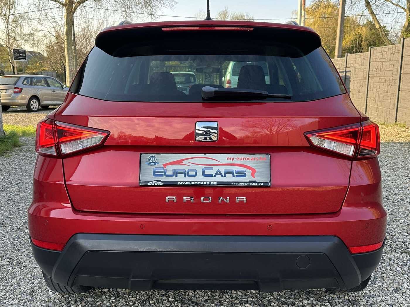 SEAT Arona 1.0 TSI Move! LED/SENSOR/GPS/CARPLAY/CRUISE/ thumbnail