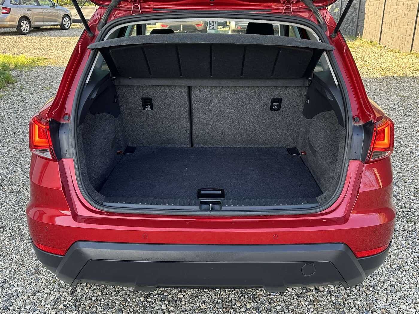 SEAT Arona 1.0 TSI Move! LED/SENSOR/GPS/CARPLAY/CRUISE/ thumbnail
