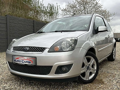 Ford Fiesta 1.3i Ambiente AIRCO/BLUETOOTH/GPS/GARANTIE 12 MOIS