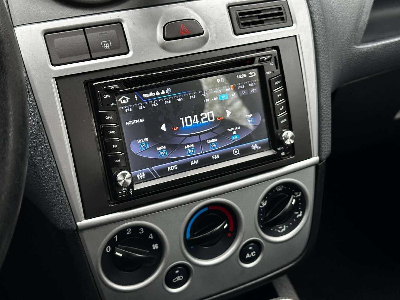 Ford Fiesta 1.3i Ambiente AIRCO/BLUETOOTH/GPS/GARANTIE 12 MOIS thumbnail